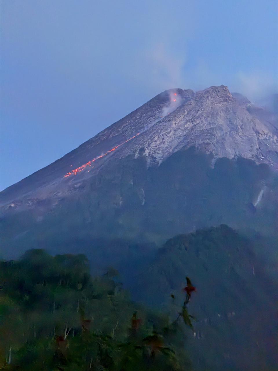 Рассвет на вулкане,храм Боробудур и храм Прамбанан (11/22)