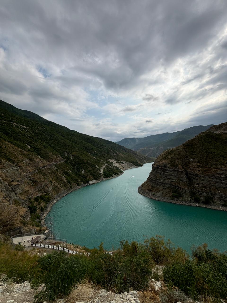 Затерянные в горах 4 дня (10/31)