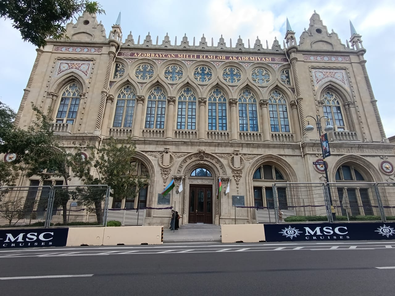 Старый город и современный Баку - в деталях (16/23)