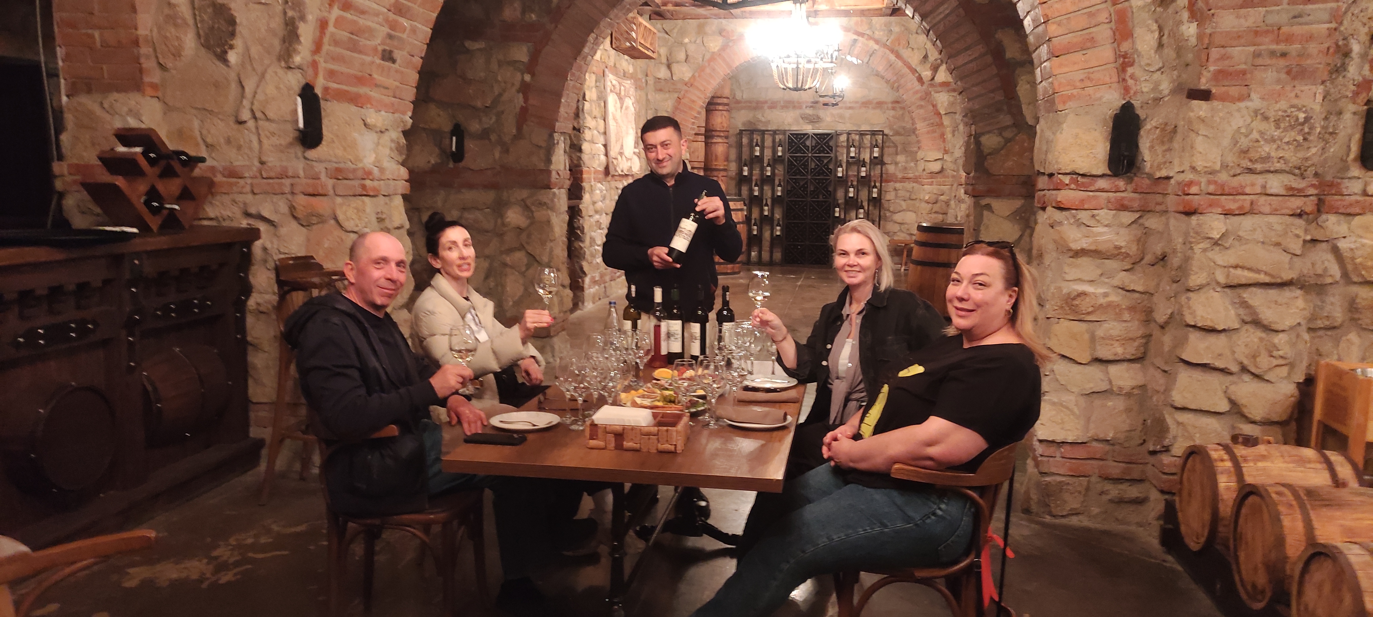 Азербайджан за 2 дня: от Лагича до горы Туфандаг, винные дегустации, альпаки канатка (16/41)