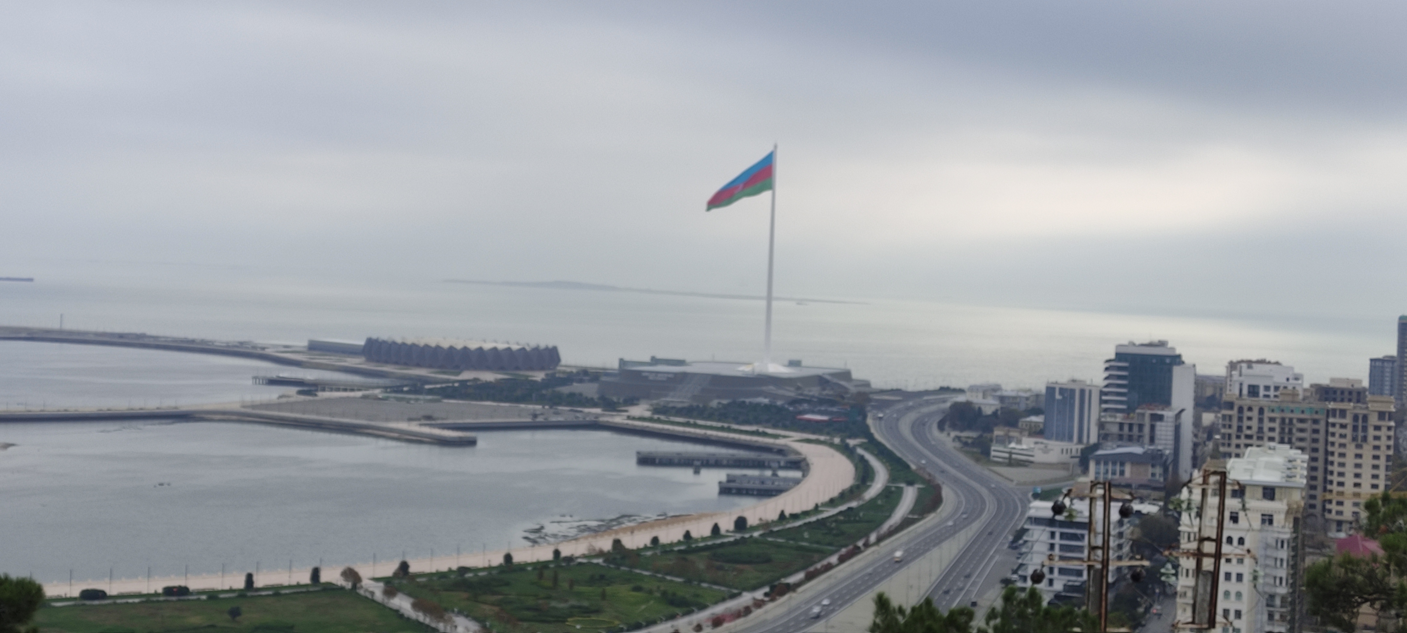 Старый город и современный Баку - в деталях (15/23)