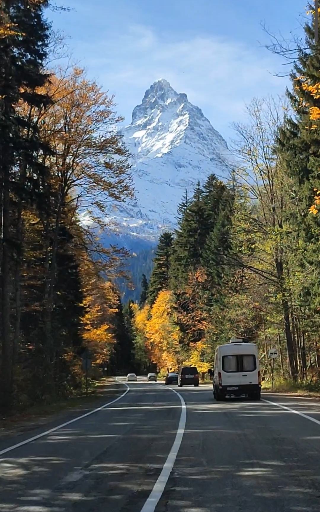 Выходные в горах Кавказа! Домбай, Эльбрус и Медовые водопады (9/17)