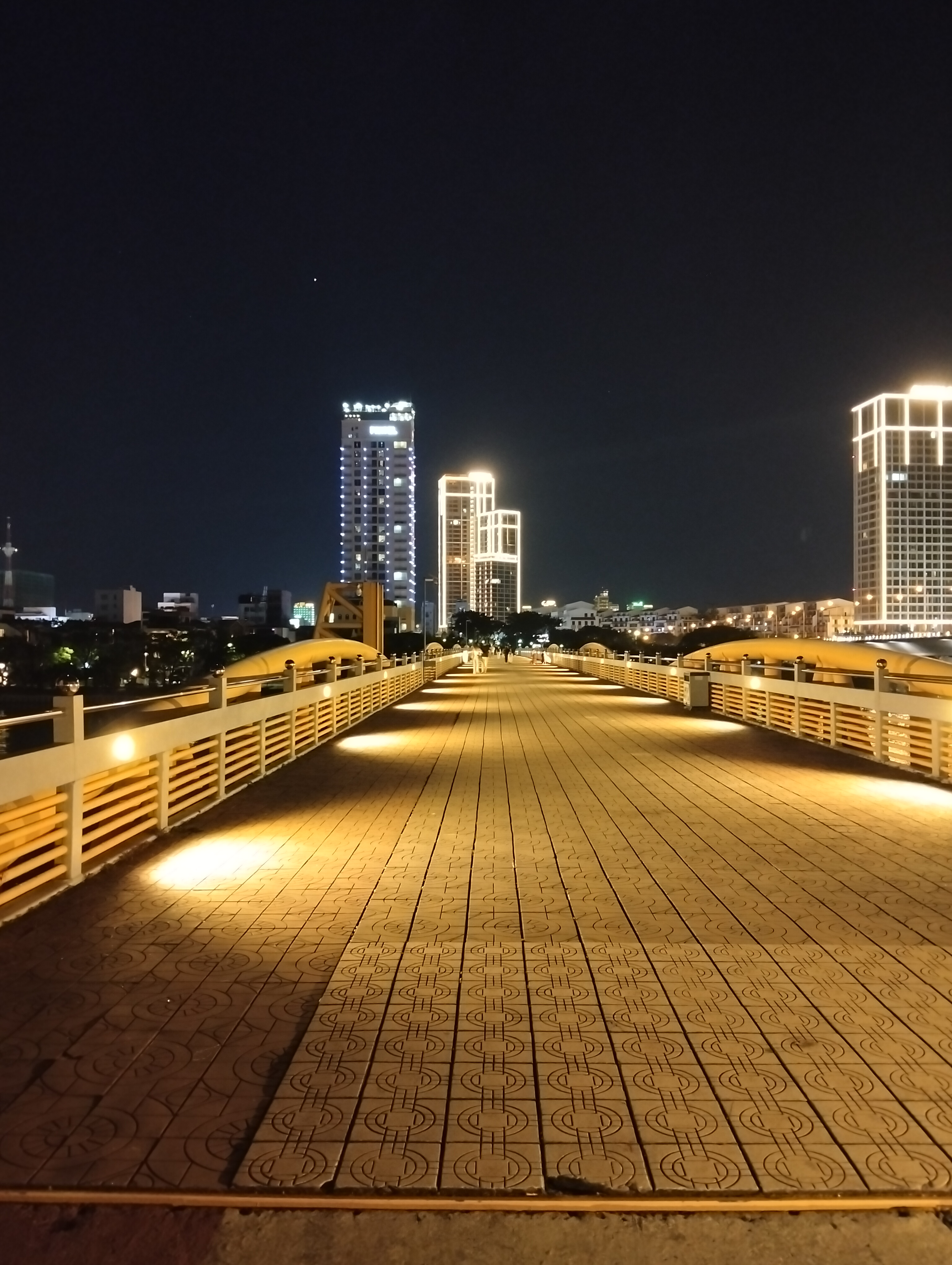 Из Дананга — на Бана Хиллс (4/23)