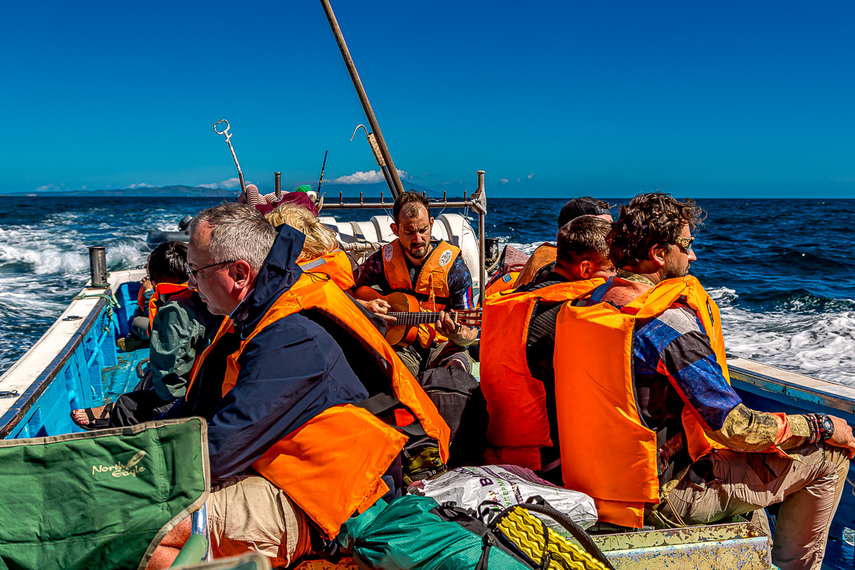 Три вулкана Курильских островов. Путешествие на другую планету (108/138)