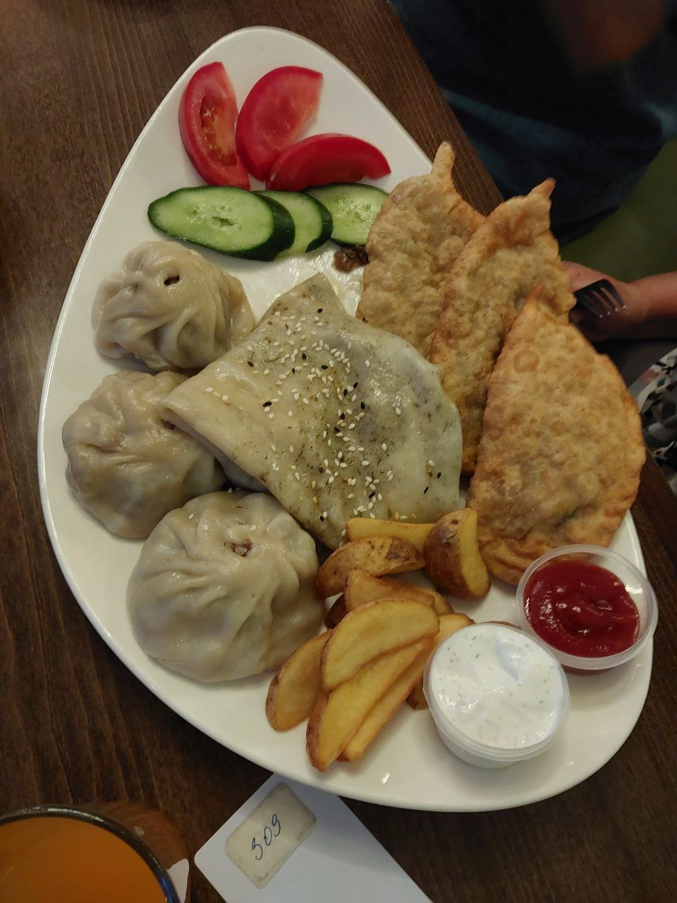 В Сердце Азии, 8 дней (10/11)