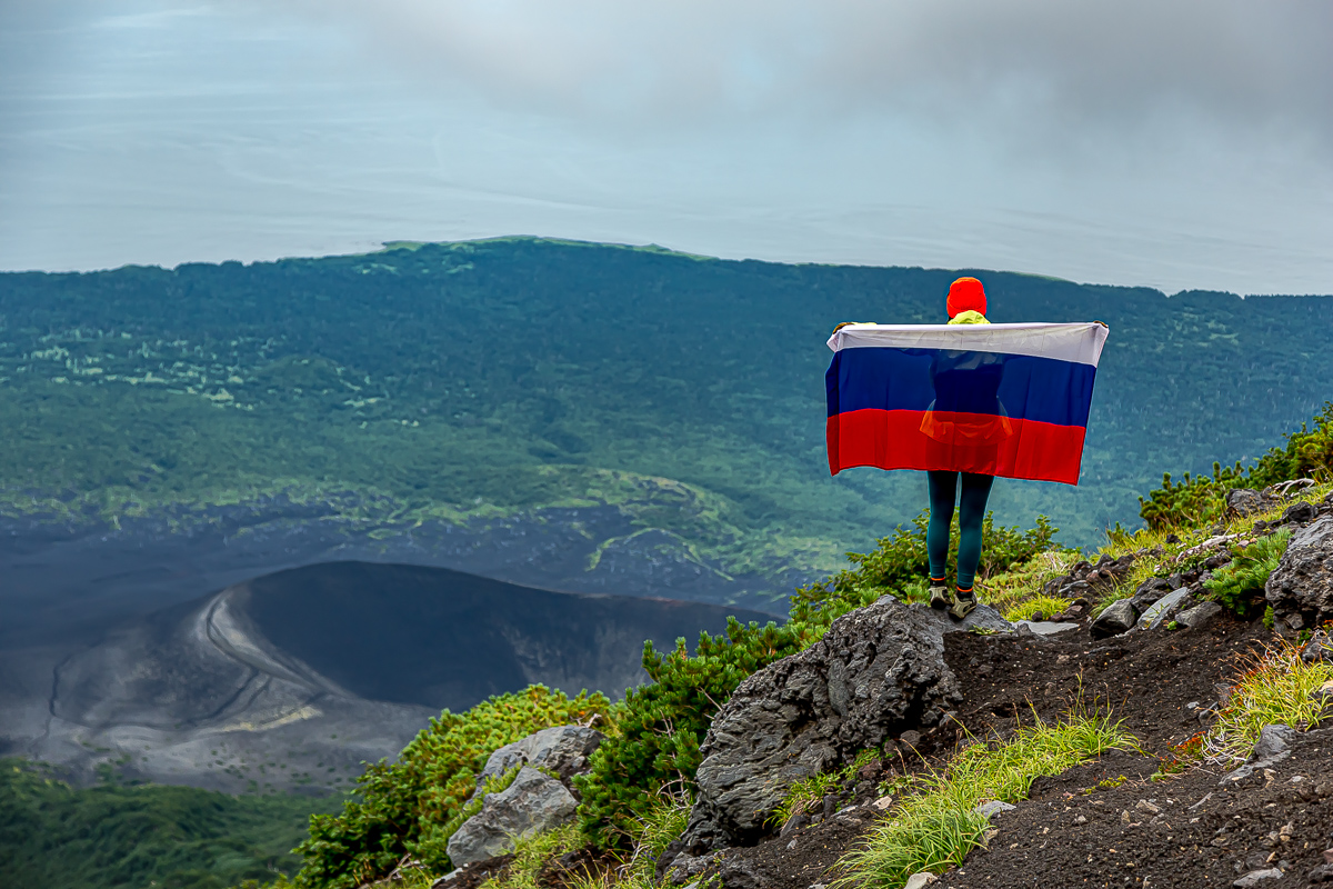 Три вулкана Курильских островов. Путешествие на другую планету (61/138)