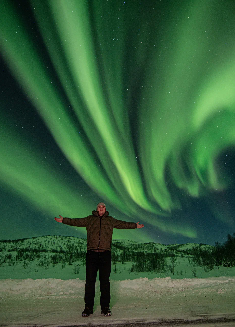Кольская кругосветка за 5 дней: киты, снегоступы, хаски, снегоходы, Териберка и океан