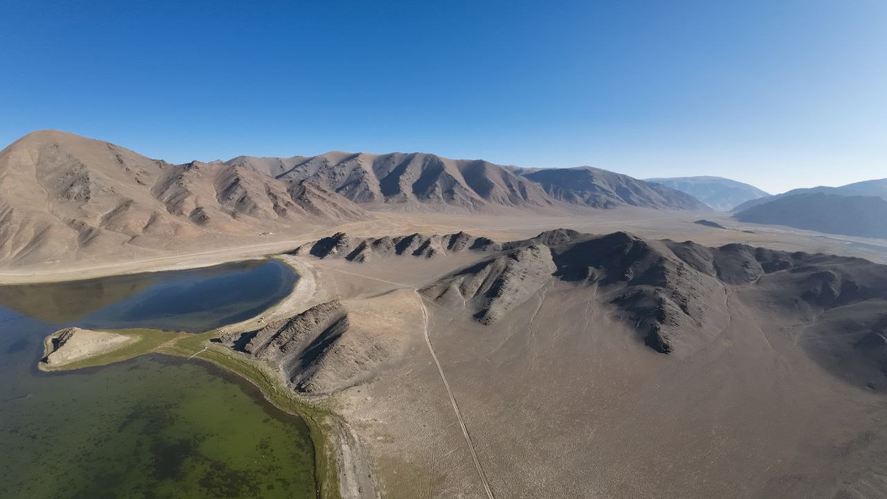 Цветущая Монголия. Озера и Барханы (7/47)