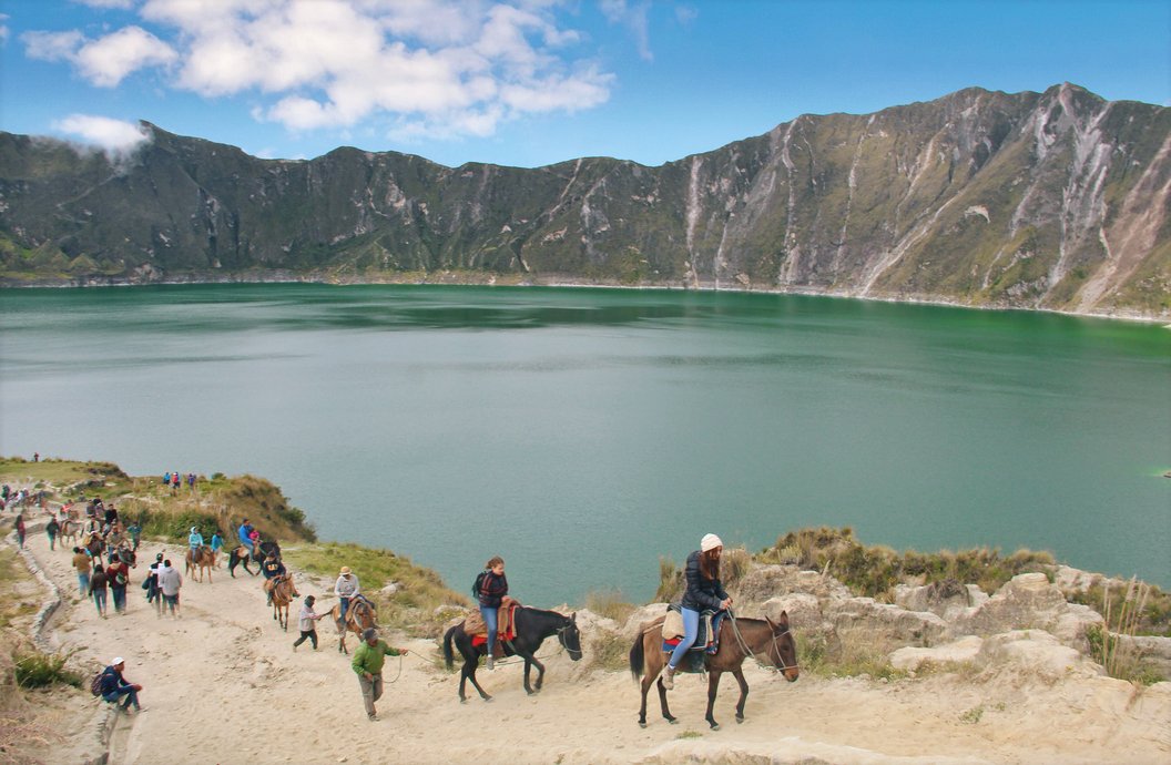 Quilotoa Lake adventure (8/13)
