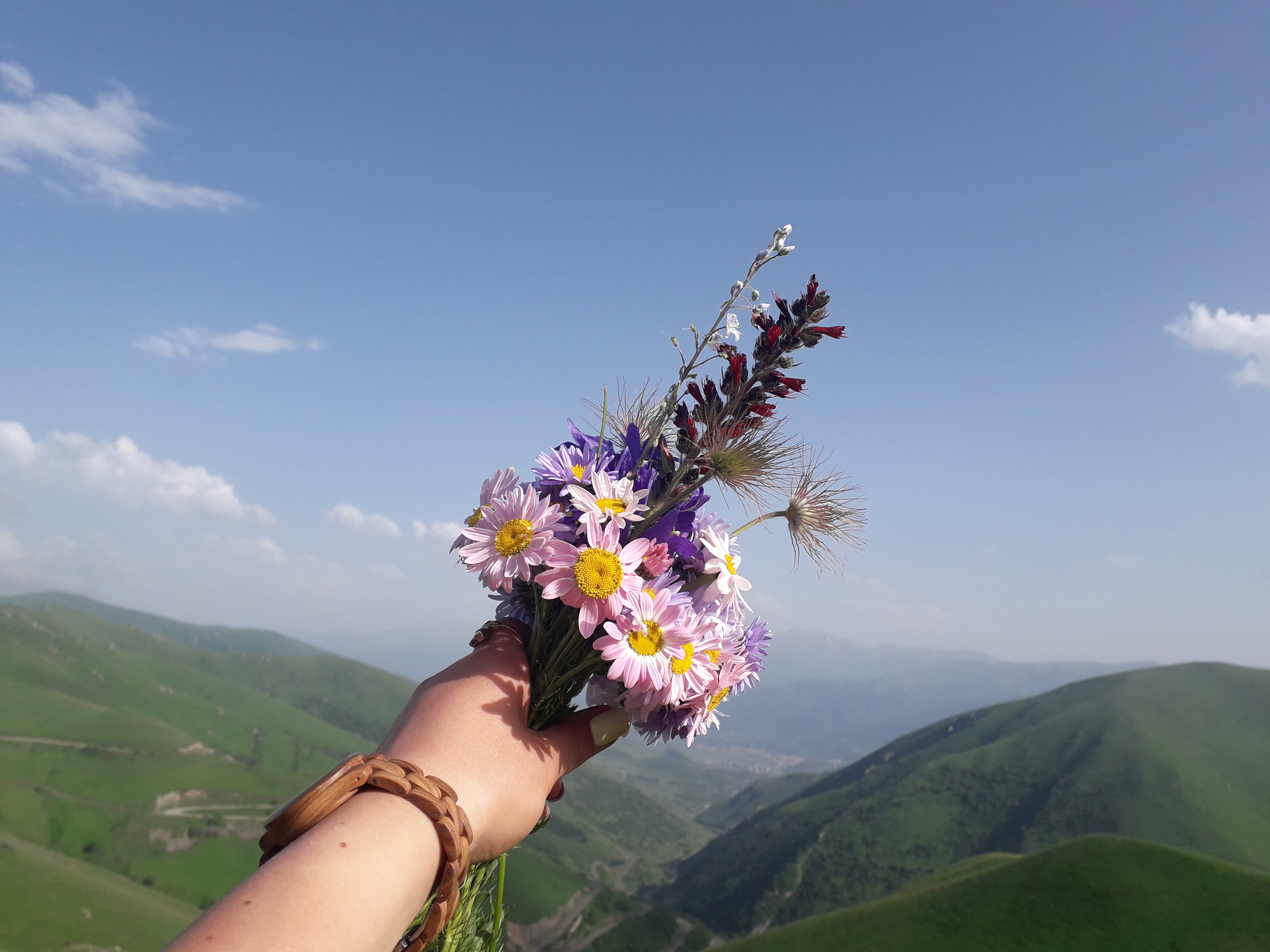 Дотянуться до небес: джип-тур на гору Хуступ (4/17)