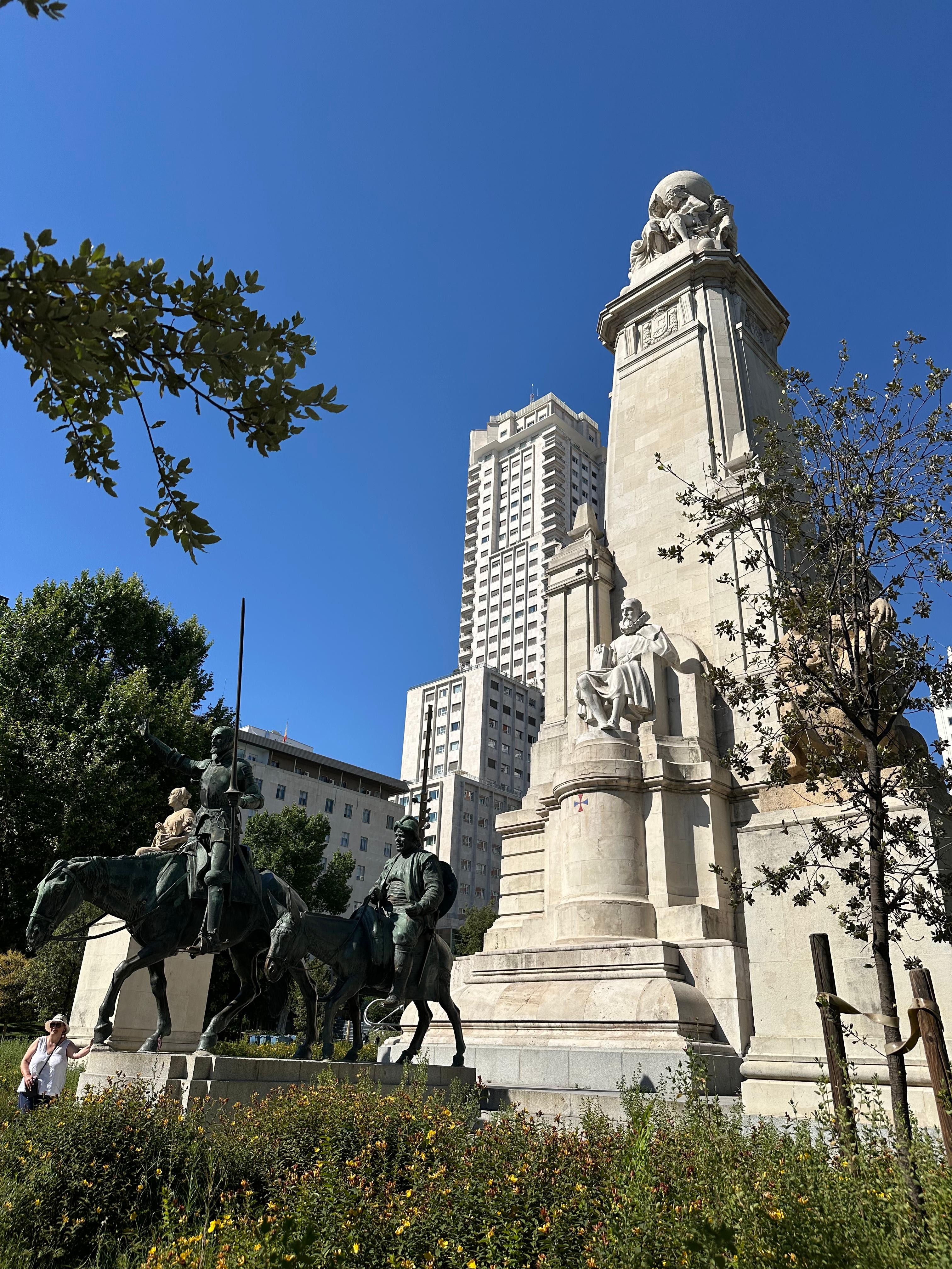 Испания Классика: Барселона и Мадрид, Кордова, Гранада и Валенсия (заезд в пятницу) (10/25)