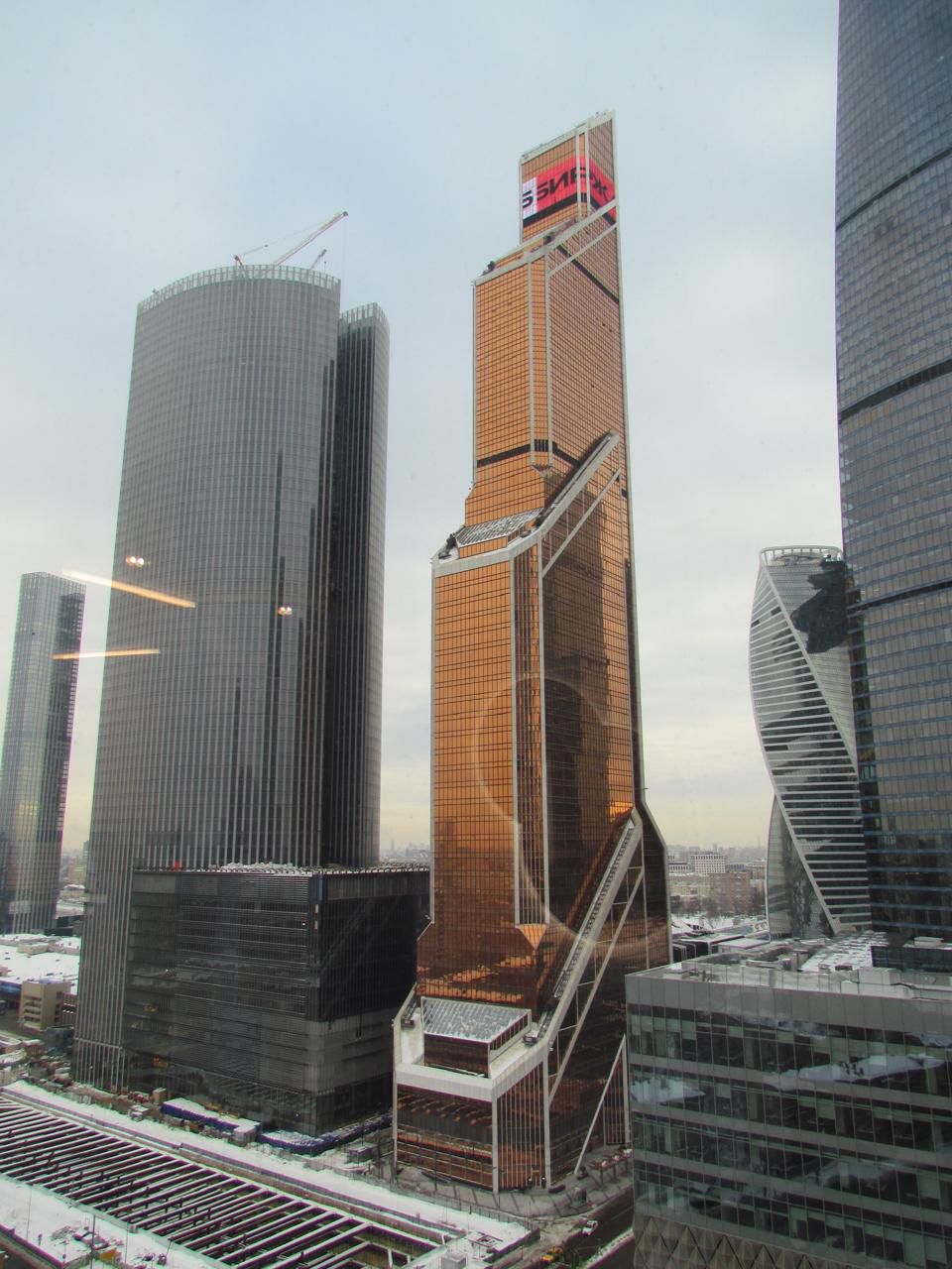 Легенды Ссср - Высоцкий. Тур - живая память: Не волнуйтесь — я не уехал... из Москвы. (5/10)