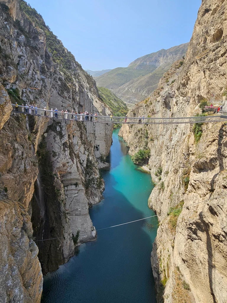 Сулакский каньон с катанием на катере по каньону и пещеры Нохъо. Все включено (11/18)