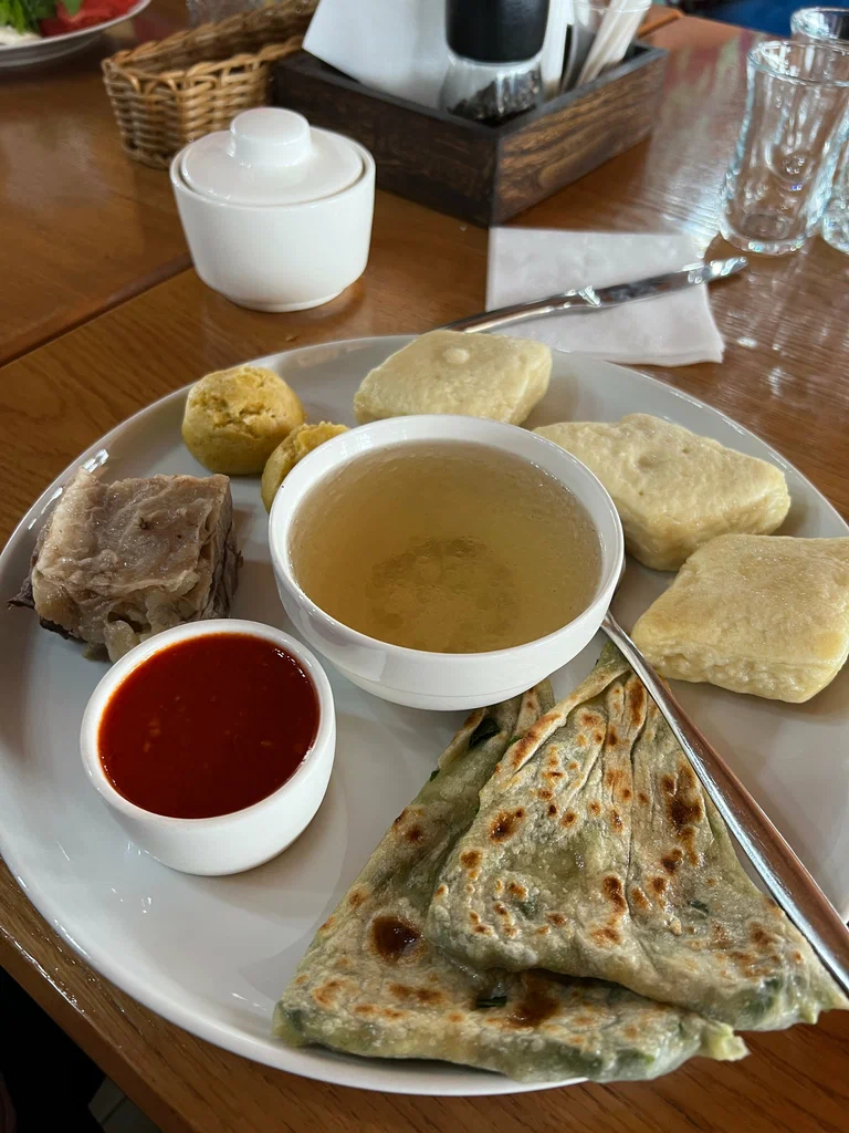 Хучнинский водопад, Экраноплан Лунь и мастер класс по ковроделию. Все включено. (11/14)