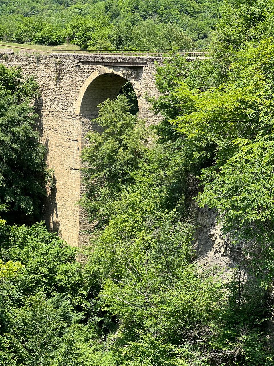 Хучнинский водопад, Экраноплан Лунь и мастер класс по ковроделию. Все включено. (4/14)