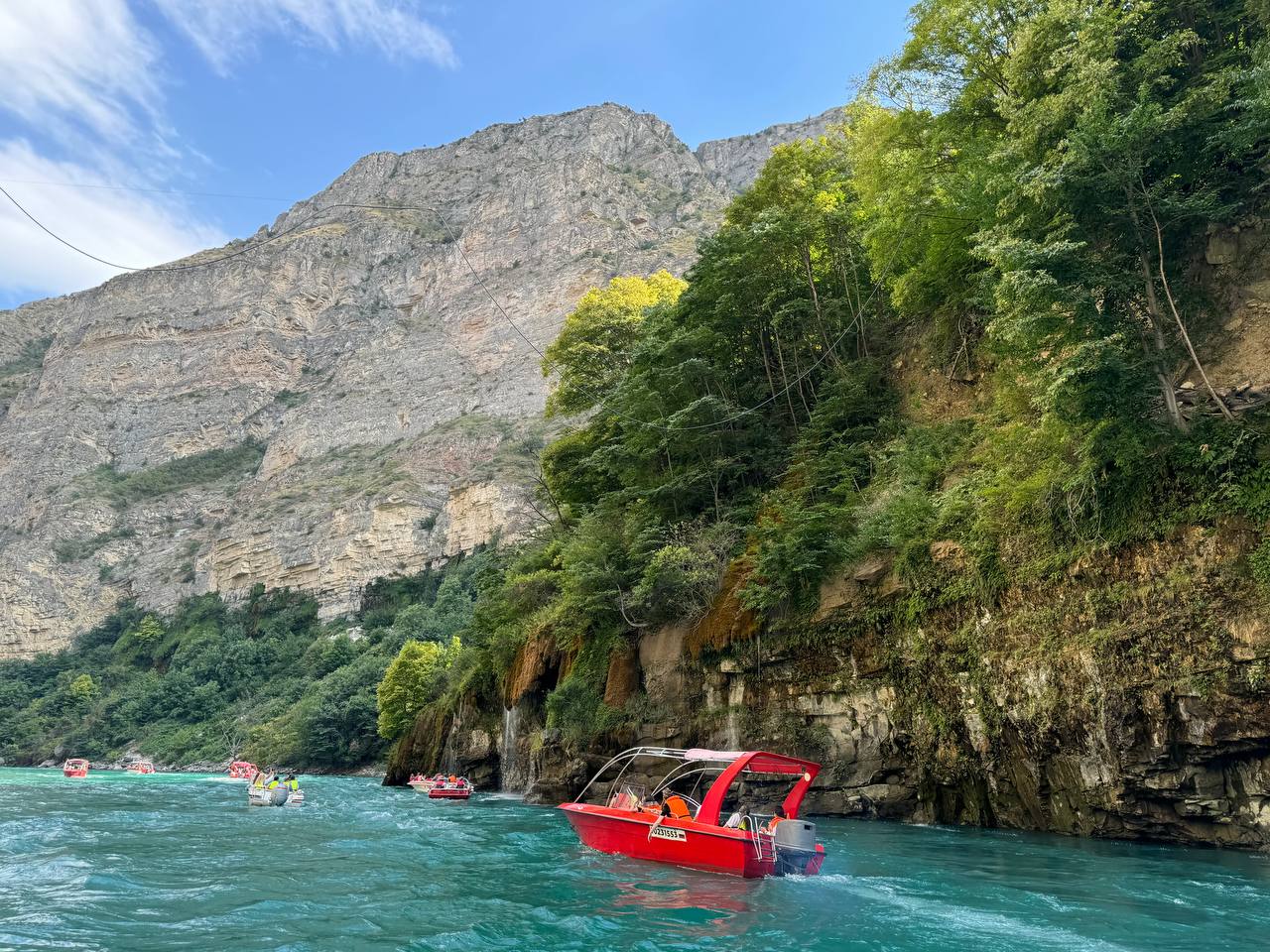 Сулакский каньон, пещера Нохъо, катера, Сарыкум