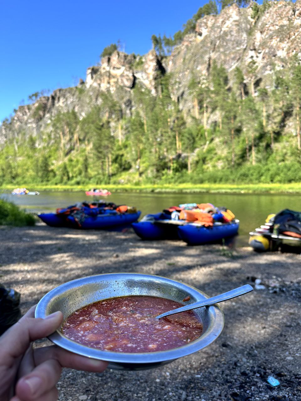Сплав по Чусовой: вниз по реке теснин (10/17)