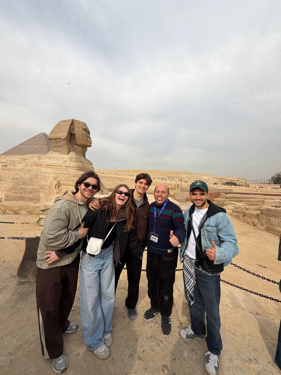 Сокровища Фараонов: От Великих Пирамид до Большого Музея