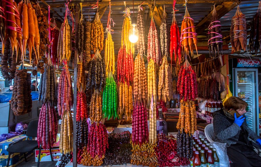 Атмосферная  Грузия с морем, сбором винограда и изготовлением вина (34/35)