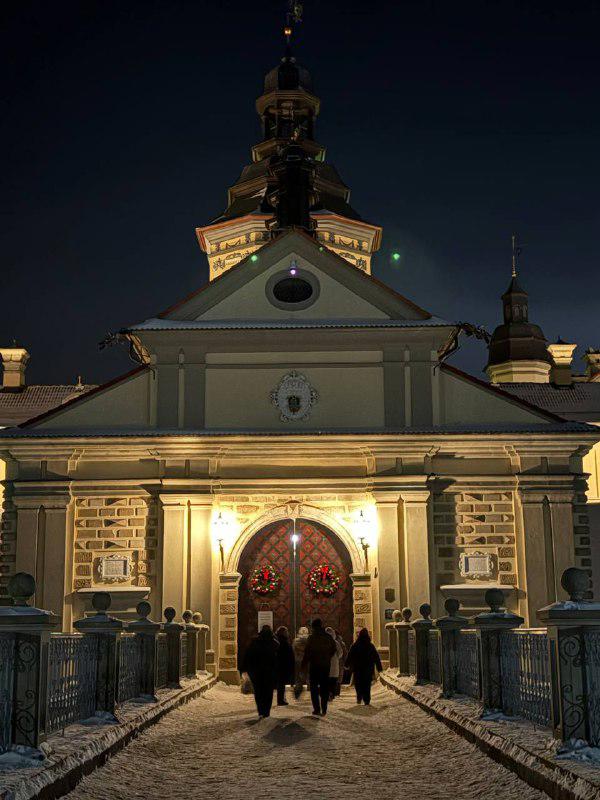 Беларусь: по-королевски и по-княжески + праздничный Уик-энд в Минске (21/47)