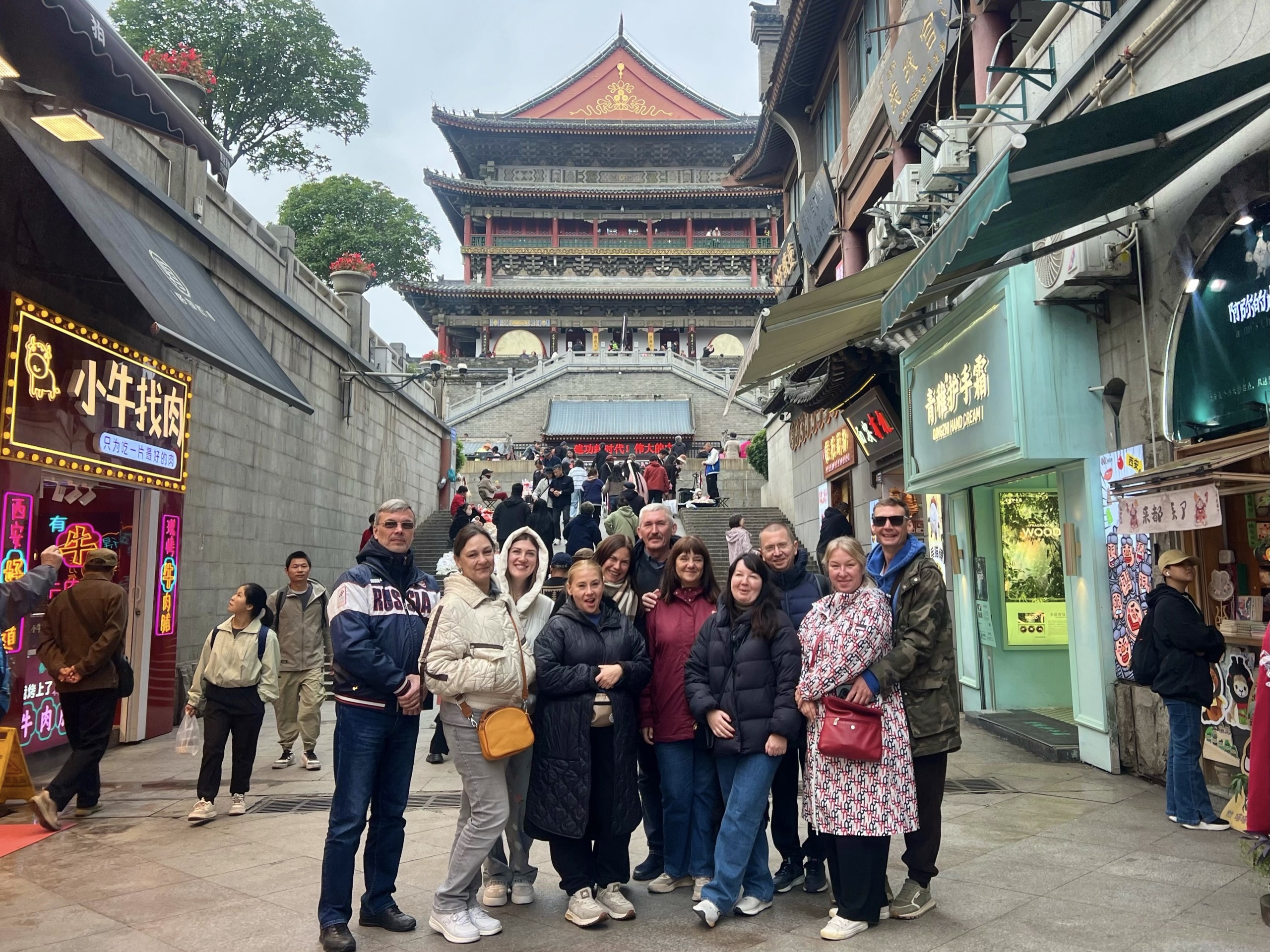 Великий Китай: Пекин-Сиань-Чжанцзяцзе-Фэнхуан-Гуйлинь-Яншо-Хайнань (19/64)