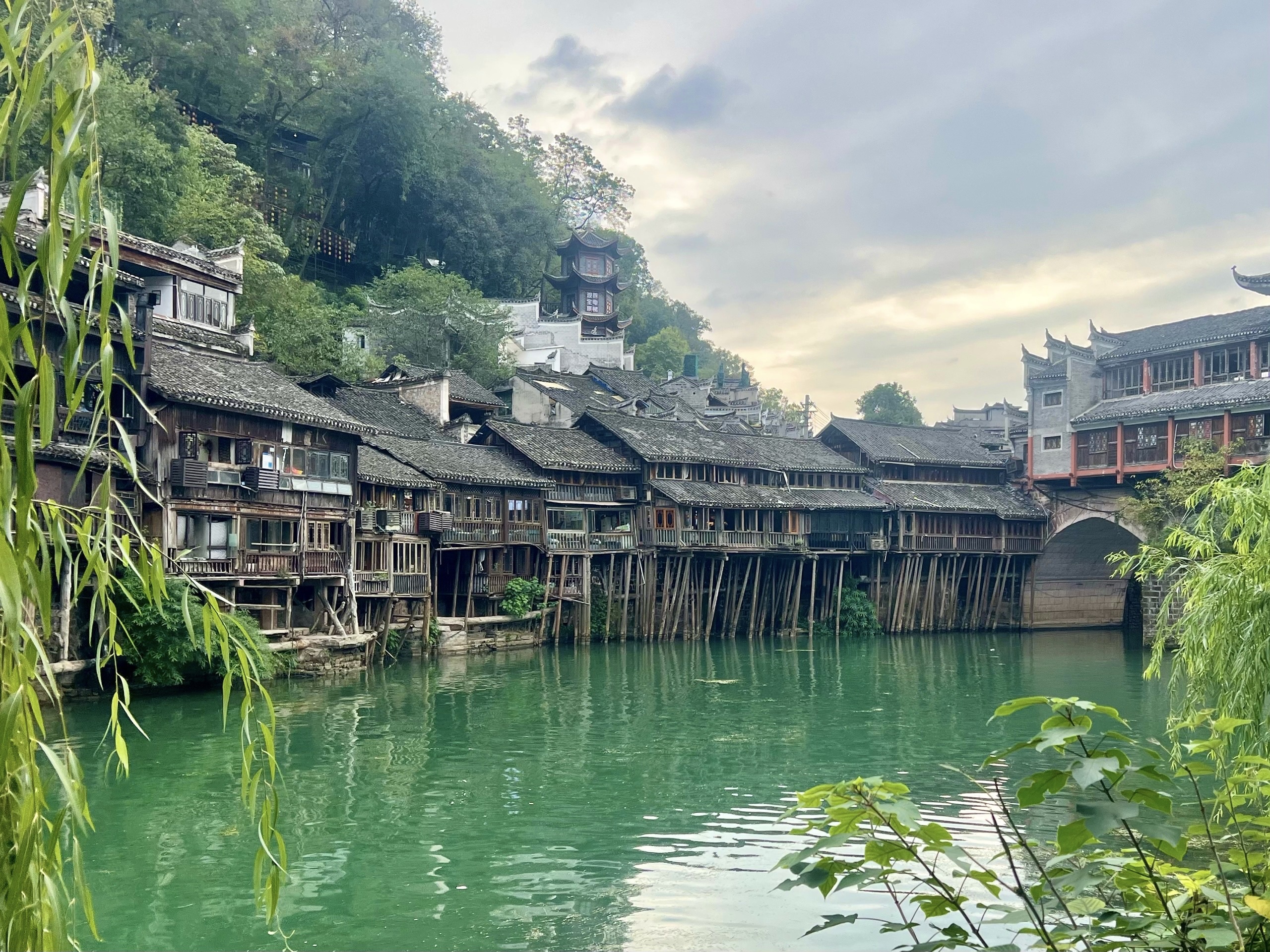 Великий Китай: Пекин-Сиань-Чжанцзяцзе-Фэнхуан-Гуйлинь-Яншо-Хайнань (22/64)