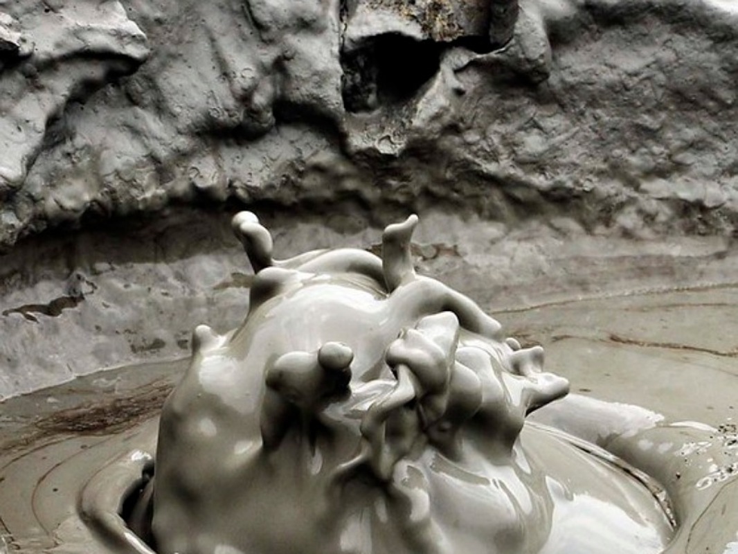 Нафталан — будем оздоровливаться настоящей нефтью? Да! (15/36)