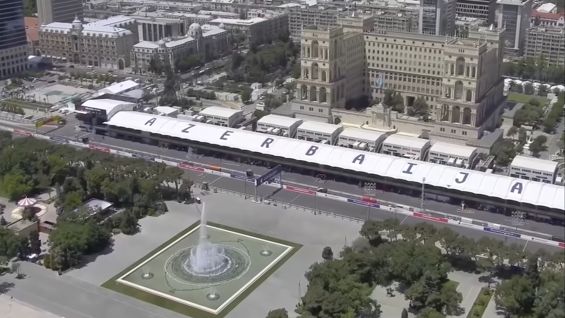 Формула 1 в Баку: легендарные гонки и яркая атмосфера городского трека (17/18)