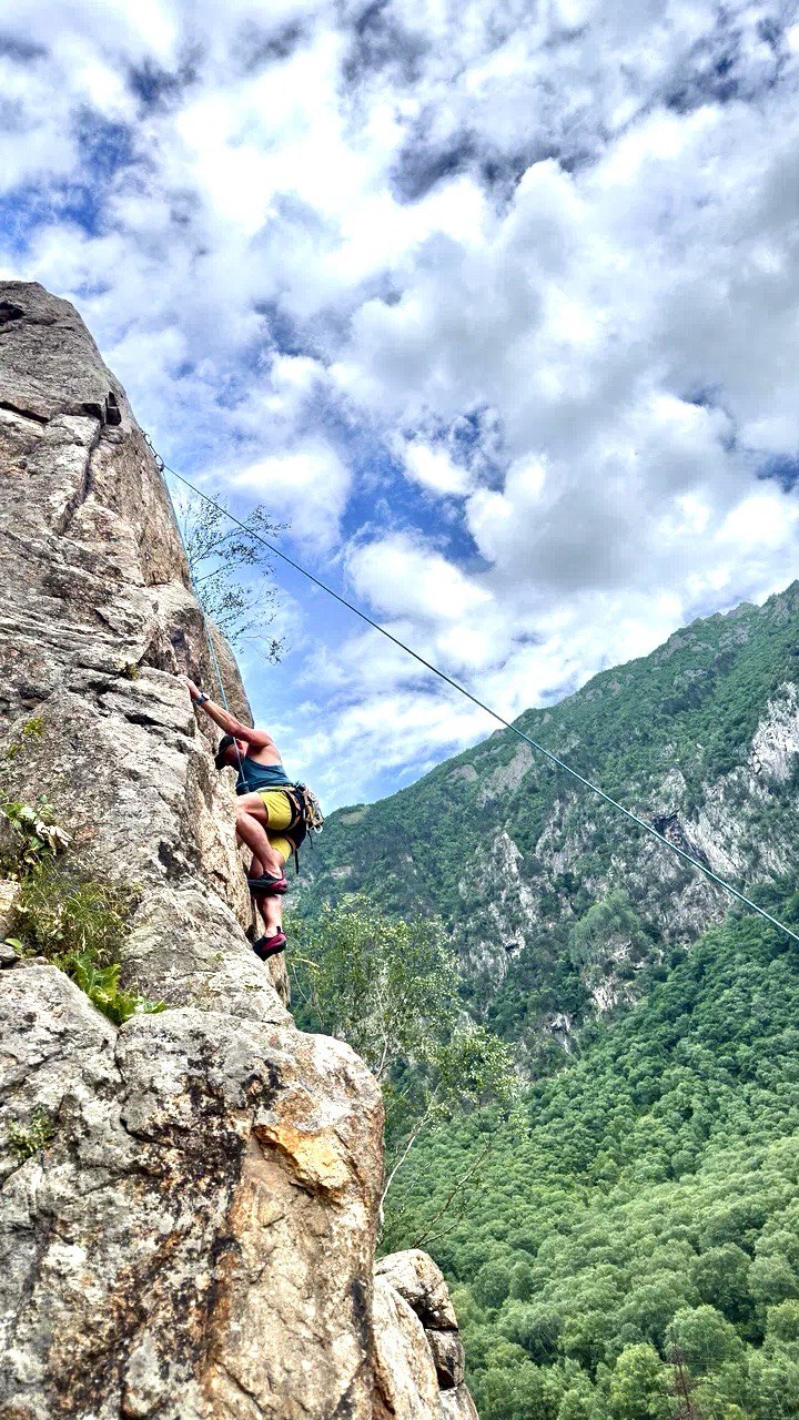 Вертикальный мир. Скалолазание на рельефе
