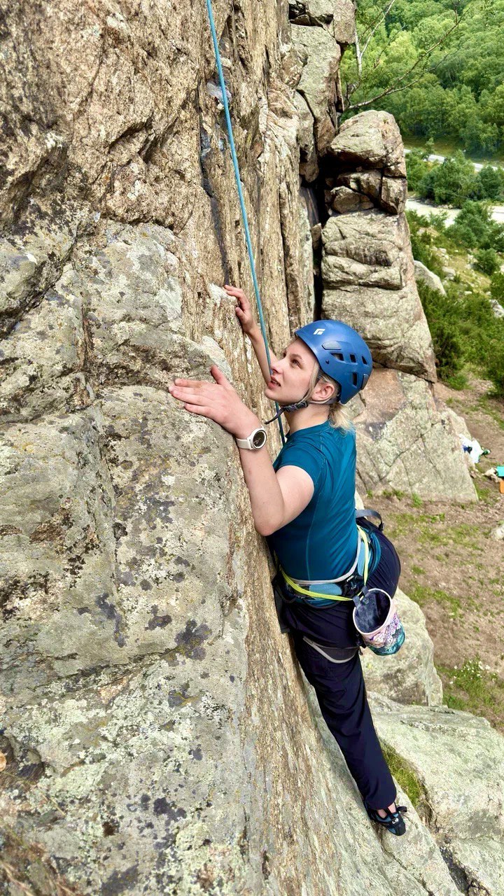 Вертикальный мир. Скалолазание на рельефе