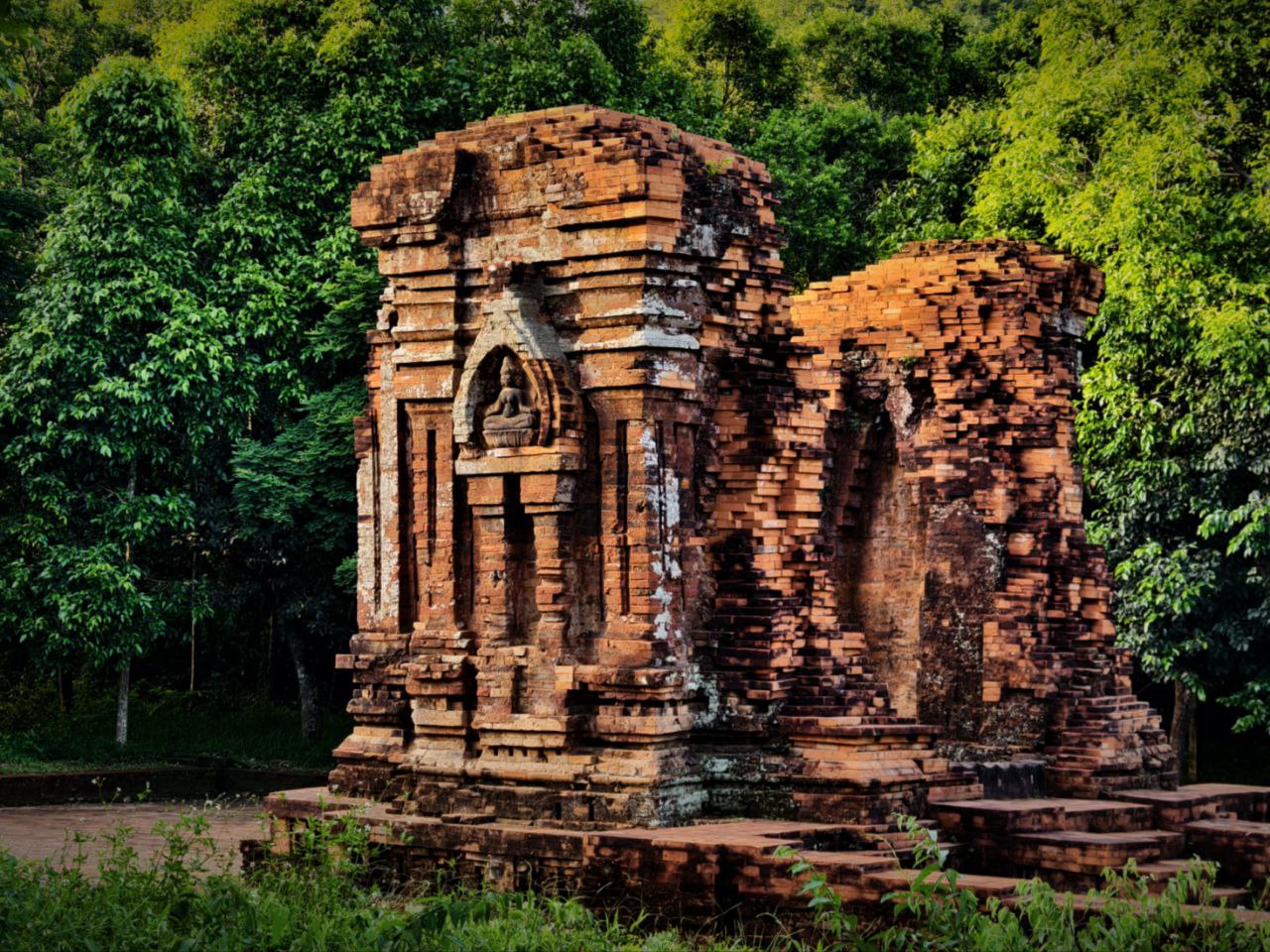 Путешествие к центру земли. Великолепный Дананг (8/35)