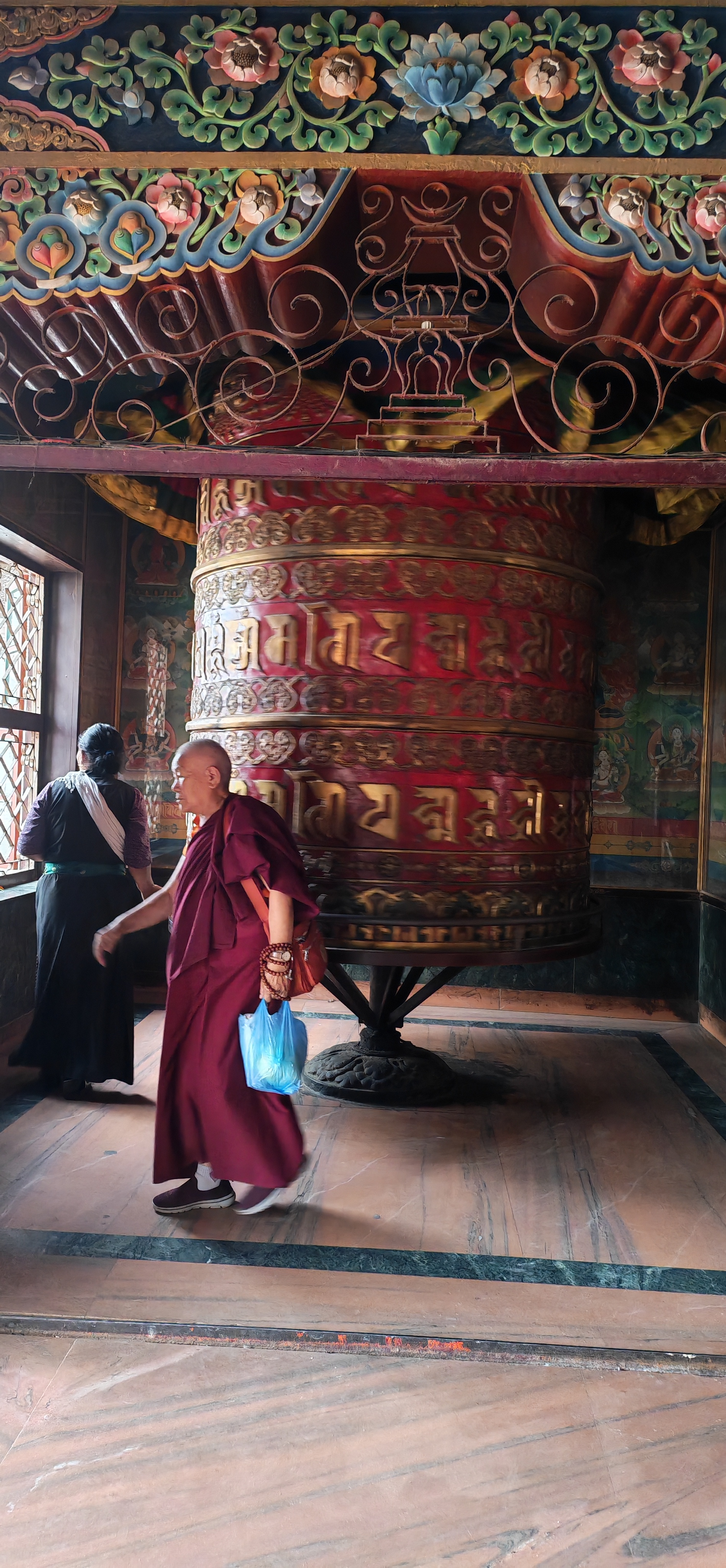 Мустанг: тур-инициация в тайны и магию запретного королевства Ло (21/59)