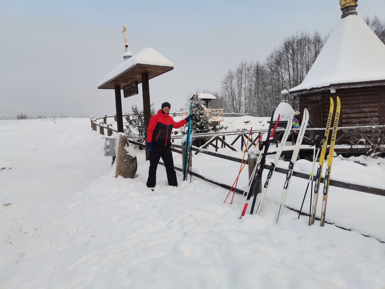 Замытье. Вдоль реки Медведицы на лыжах. (3/26)