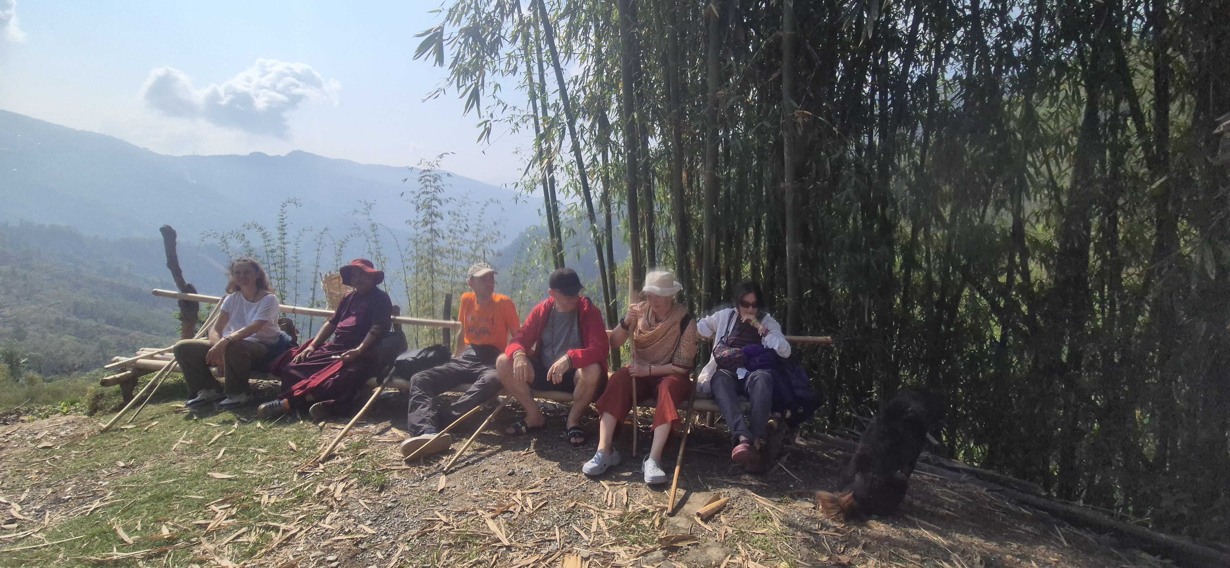 Мустанг: тур-инициация в тайны и магию запретного королевства Ло (18/59)