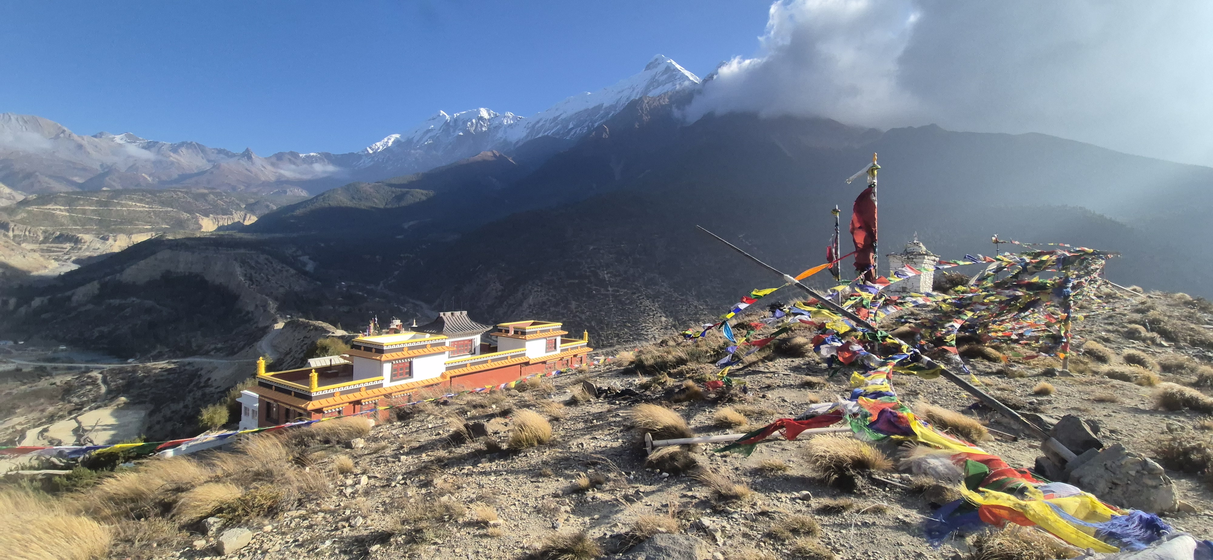 Мустанг: тур-инициация в тайны и магию запретного королевства Ло (13/59)