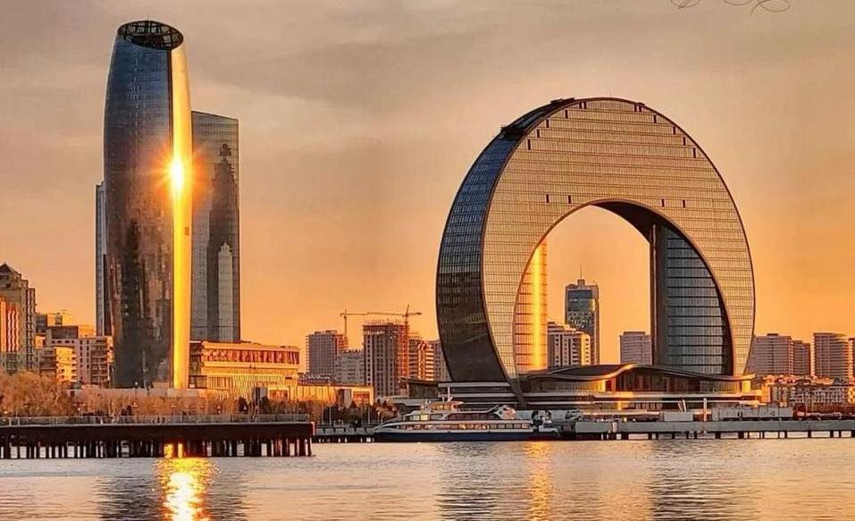 Старый город и современный Баку - в деталях (1/23)