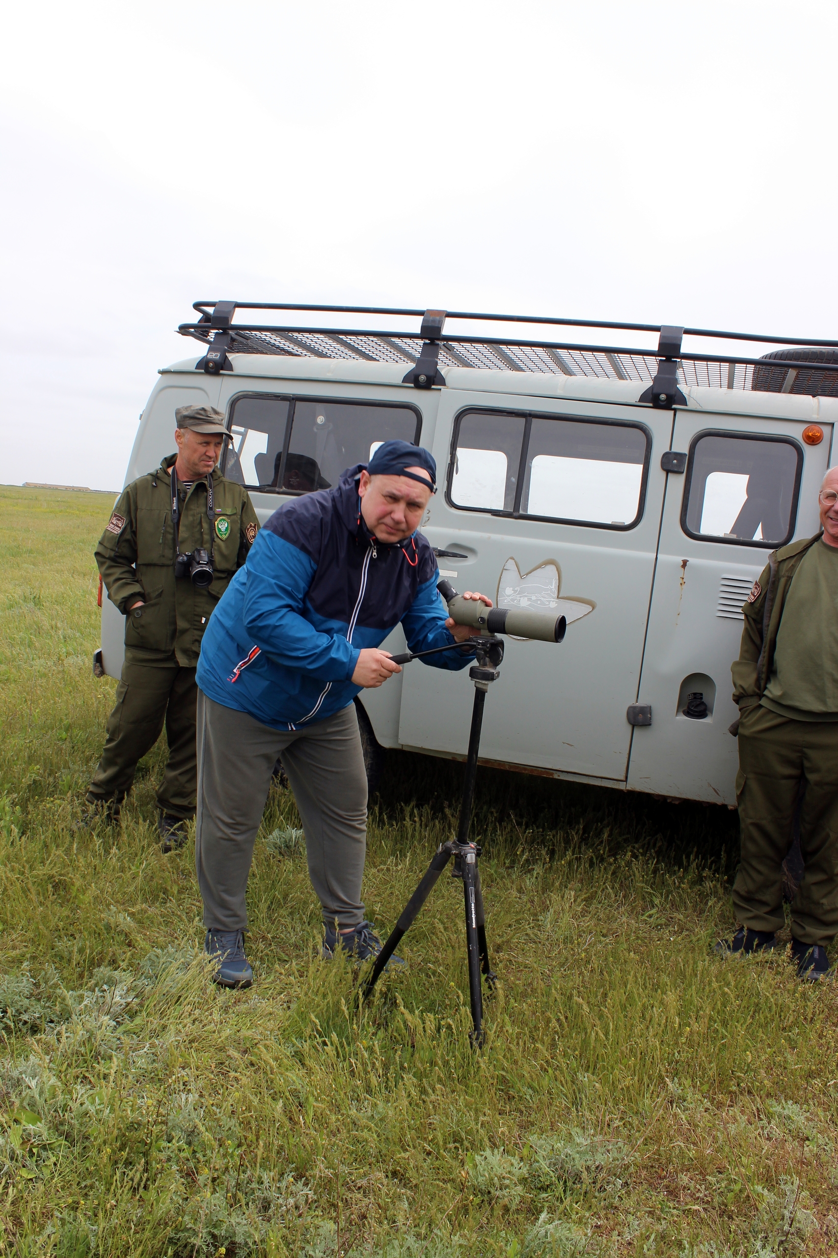 Калмыкия. Тюльпаны степи и буддийская тишина (17/37)