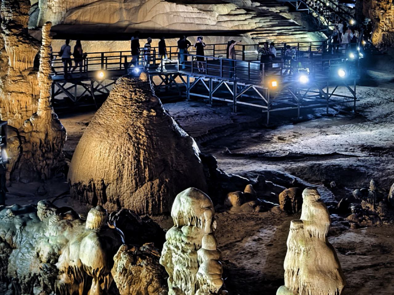 Путешествие к центру земли. Великолепный Дананг (26/35)