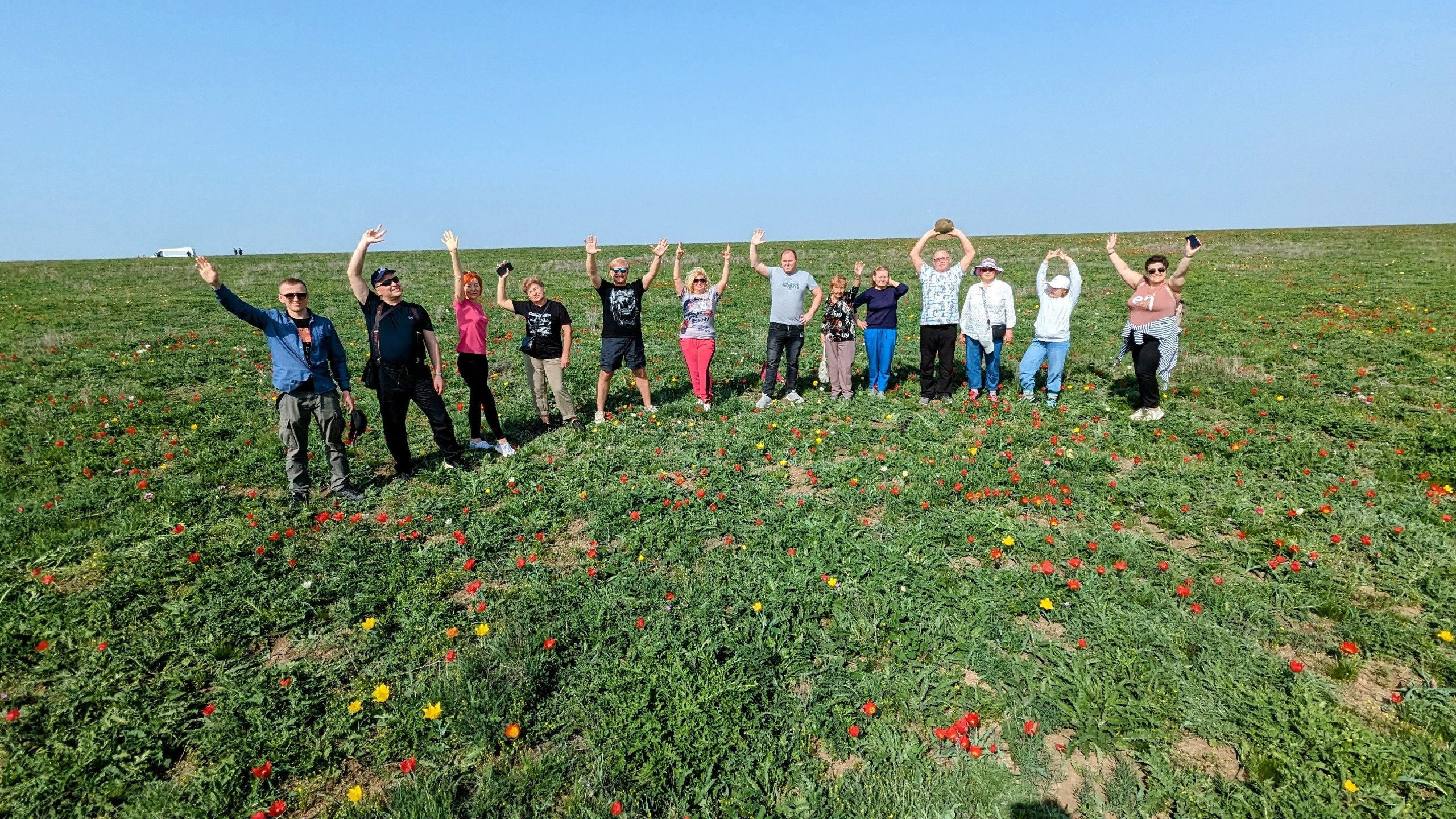 Калмыкия. Тюльпаны степи и буддийская тишина (4/37)