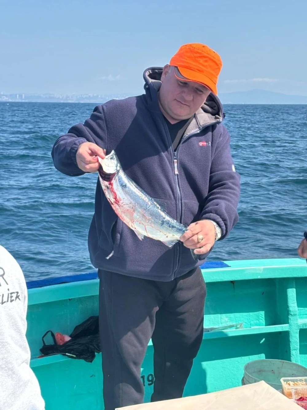 Морская рыбалка во Владивостоке