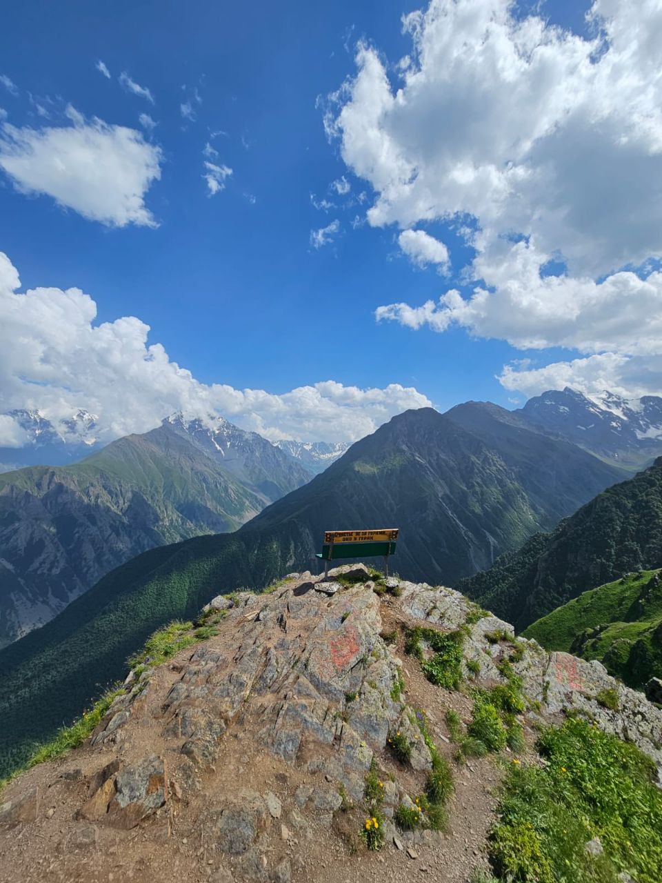 Осетия-Ингушетия: видовой тур в мини-группе с супер комфортом! (10/29)