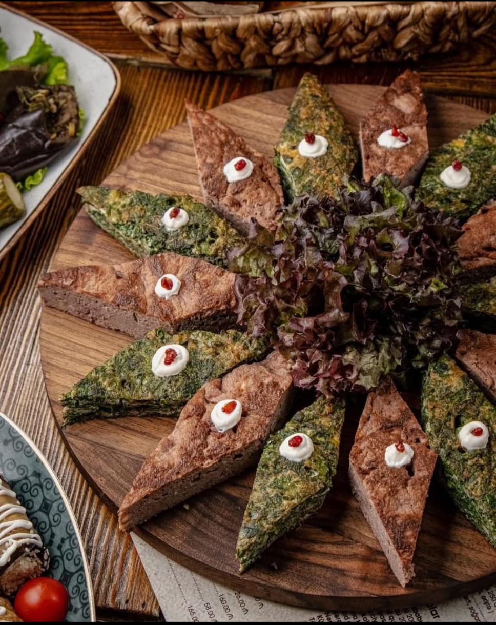 Юг Азербайджана за один день:от пещер Гобустана до субтропиков Ленькорани (42/75)