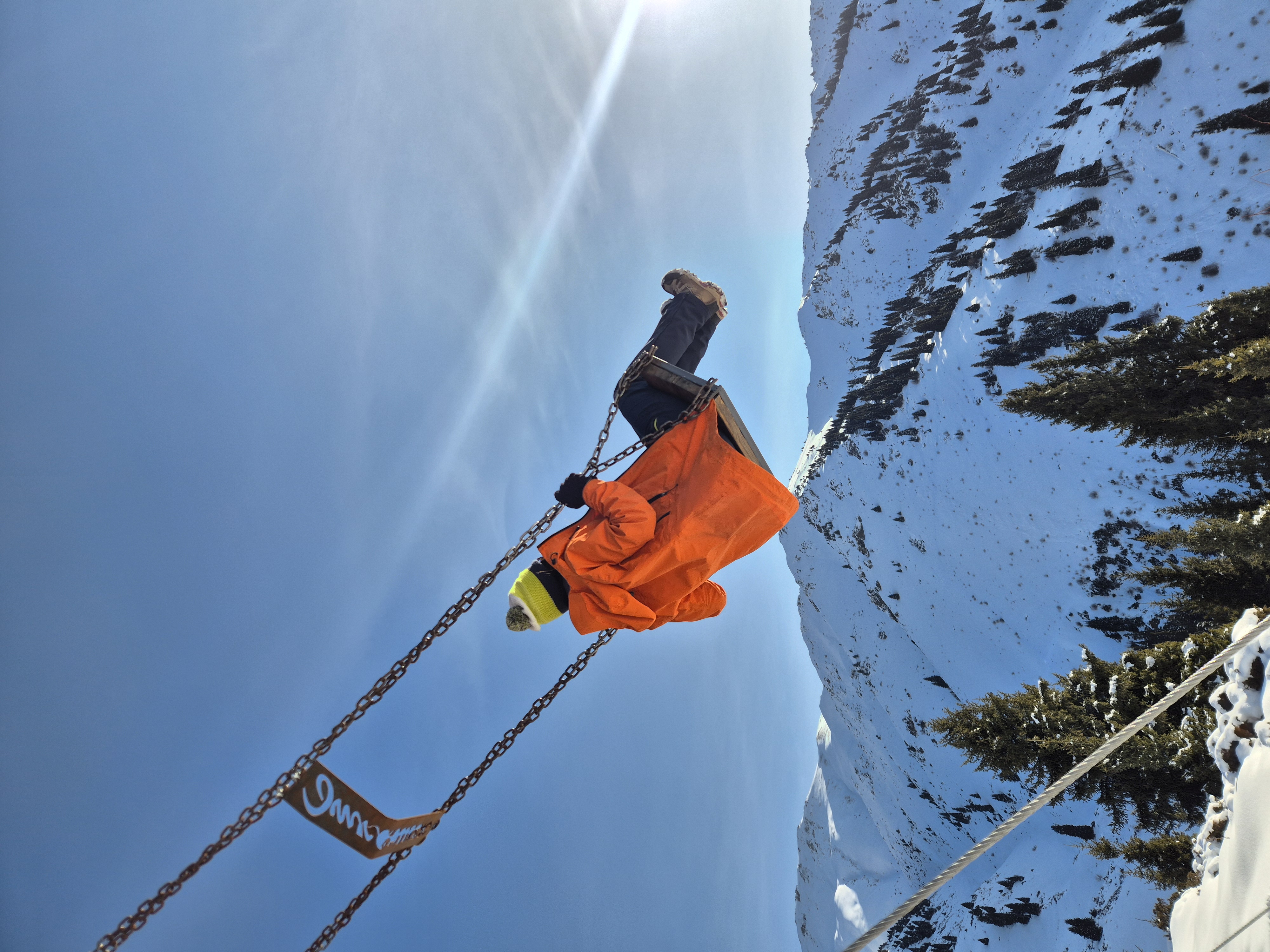 Небесные качели и пик Фурманова (3053 м)