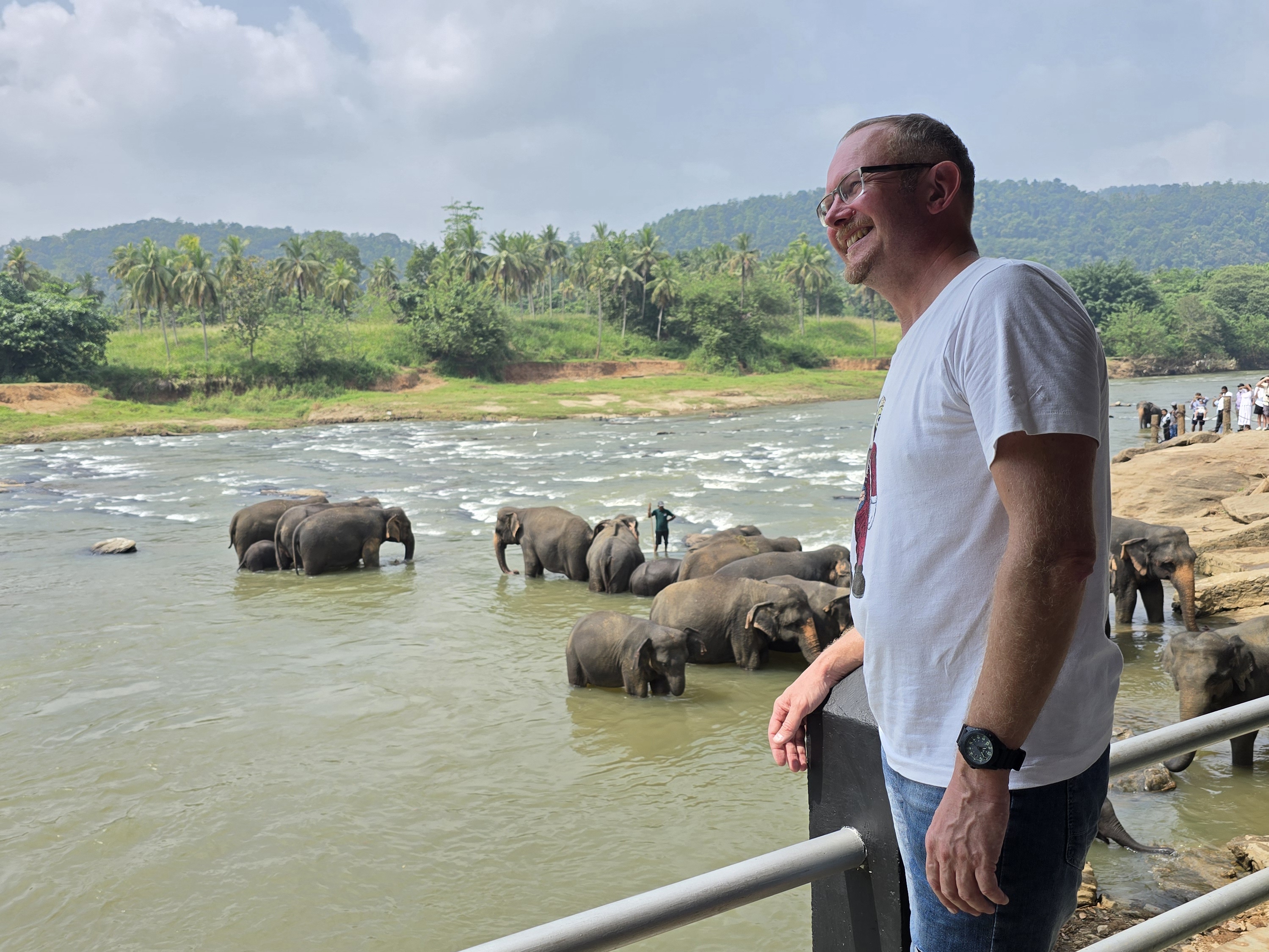 Шри - Ланка: Путешествие к центру земли (2/47)