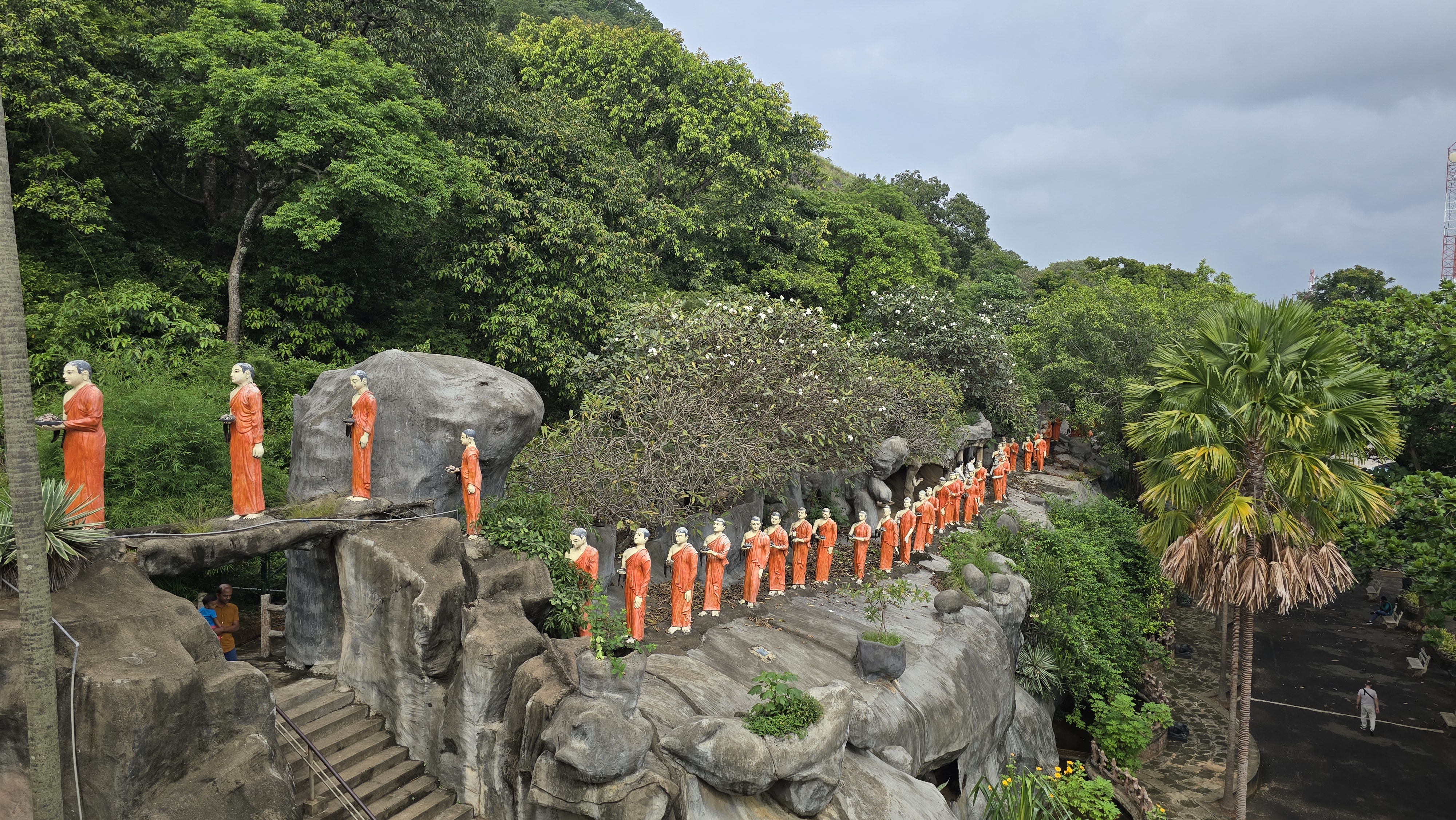 Шри - Ланка: Путешествие к центру земли (5/47)