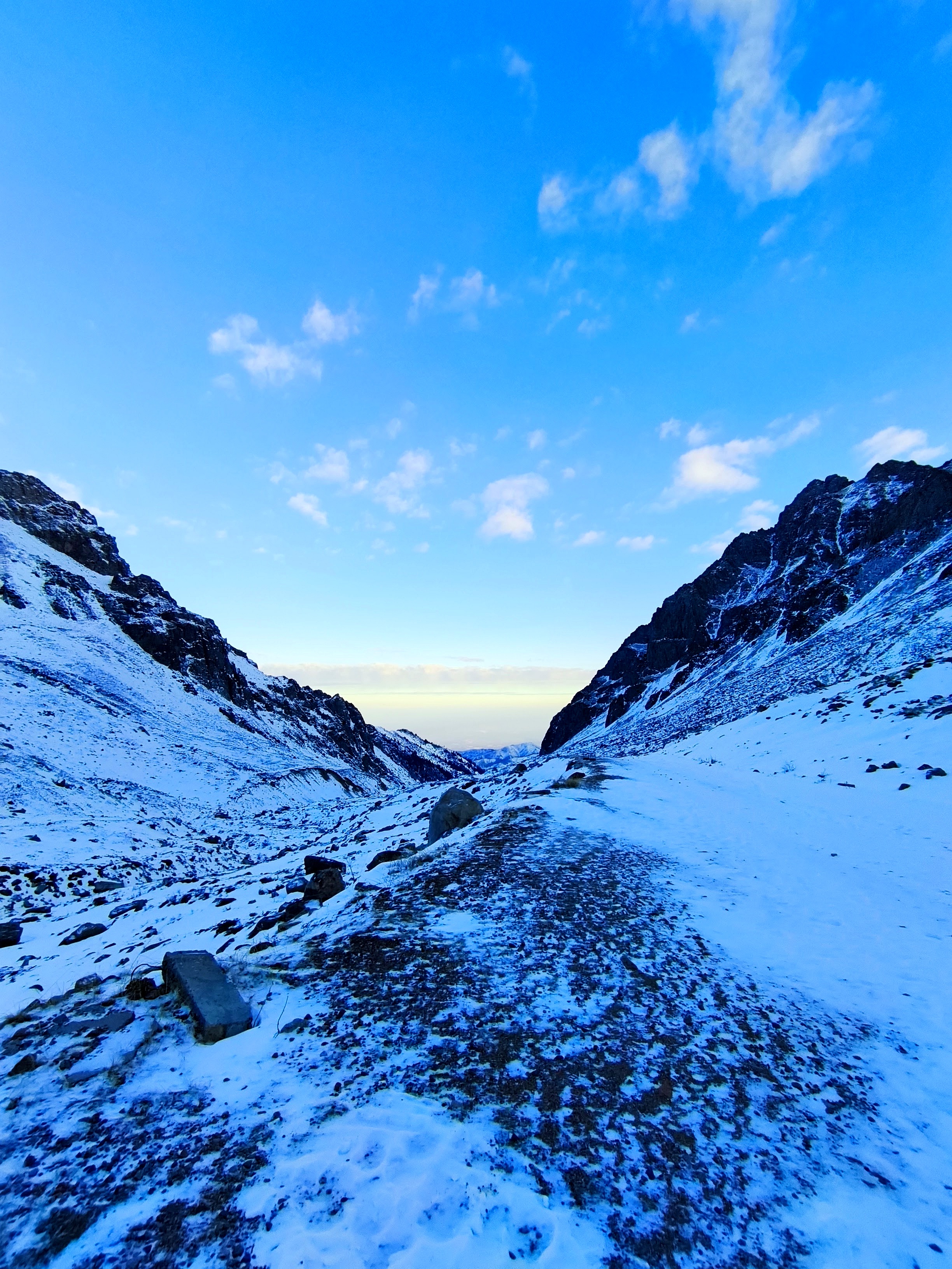 Поход на гляциологическую станцию Т1 на высоте 3450м. н.у.м. (12/17)