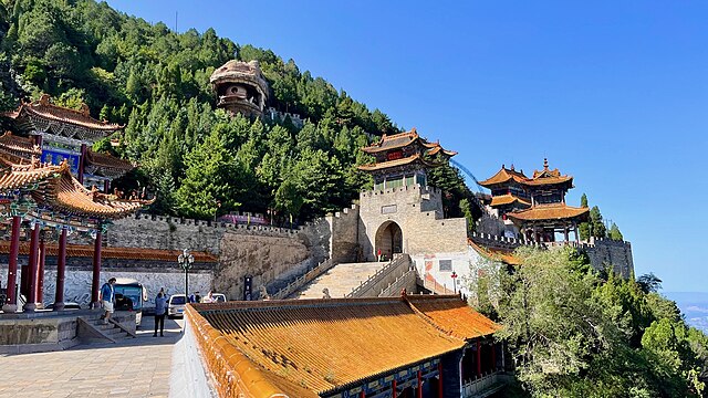 День Даосизма. Висячие Монастыри в Горах Мианшань