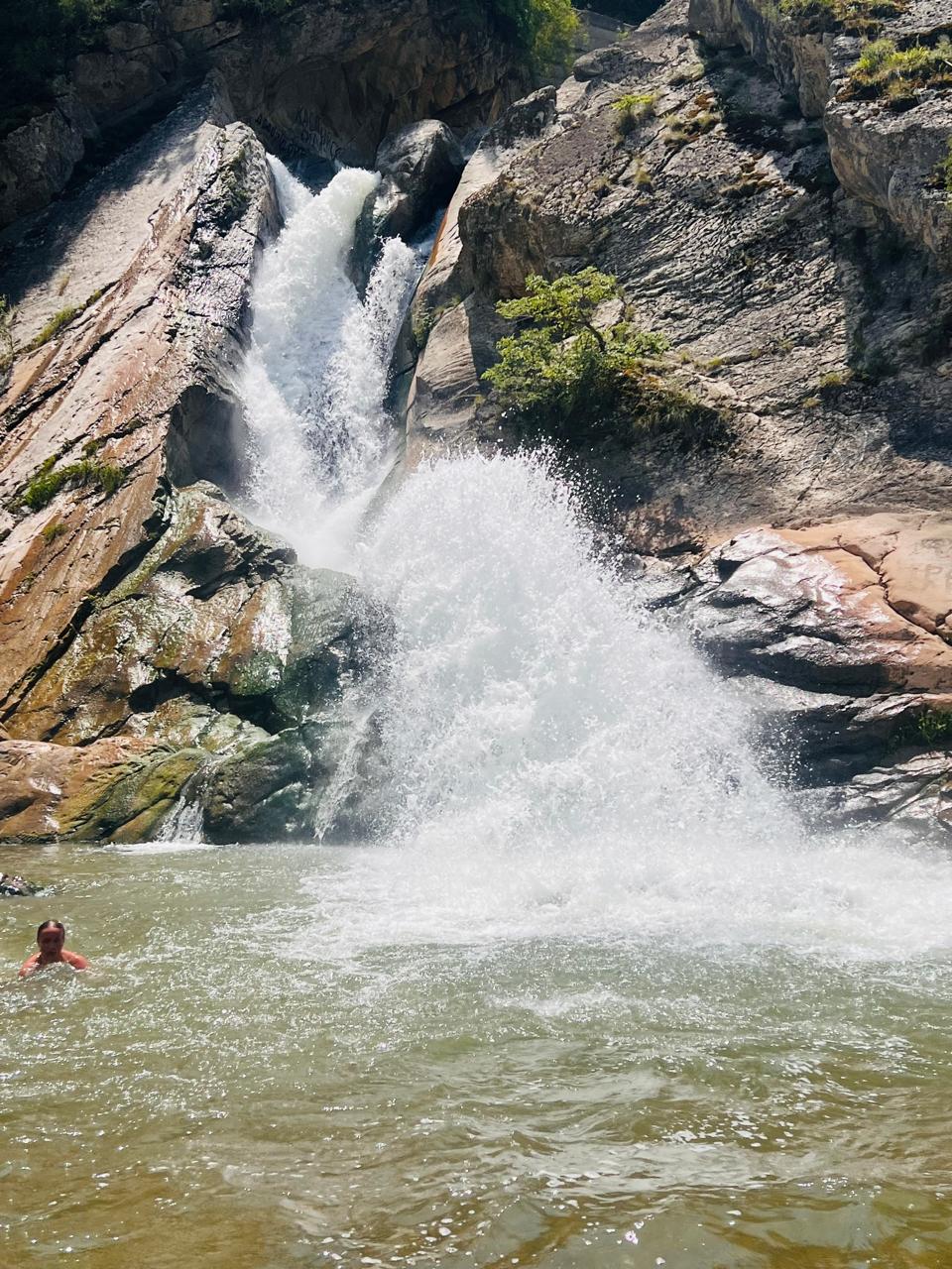 Хучнинский водопад, Экраноплан Лунь и мастер класс по ковроделию. Все включено. (10/14)