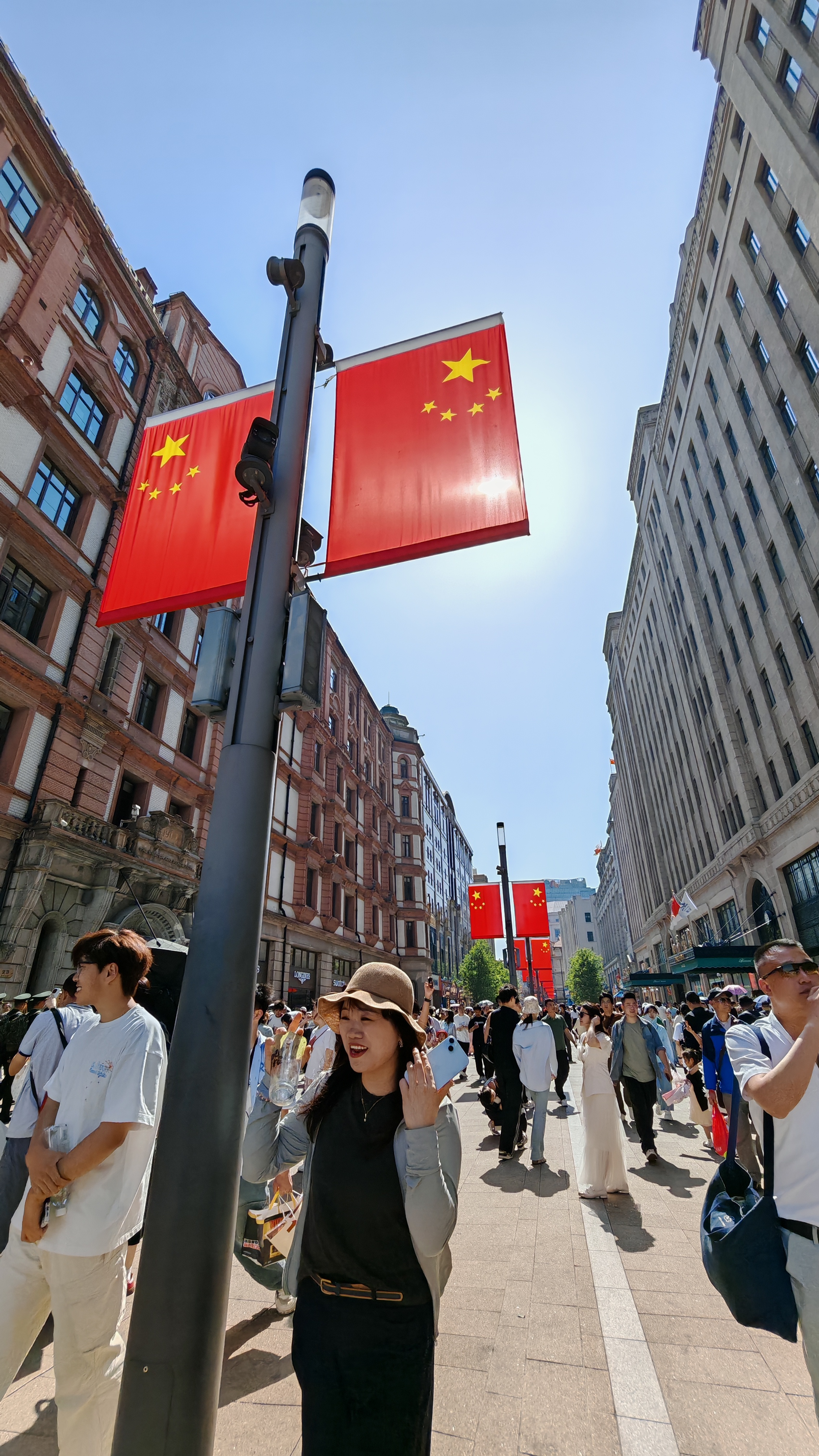 Красоты Восточного Китая: Шанхай, Чжуцзяцзяо, озеро Циншань, рассвет в горах Хуаншань (13/56)