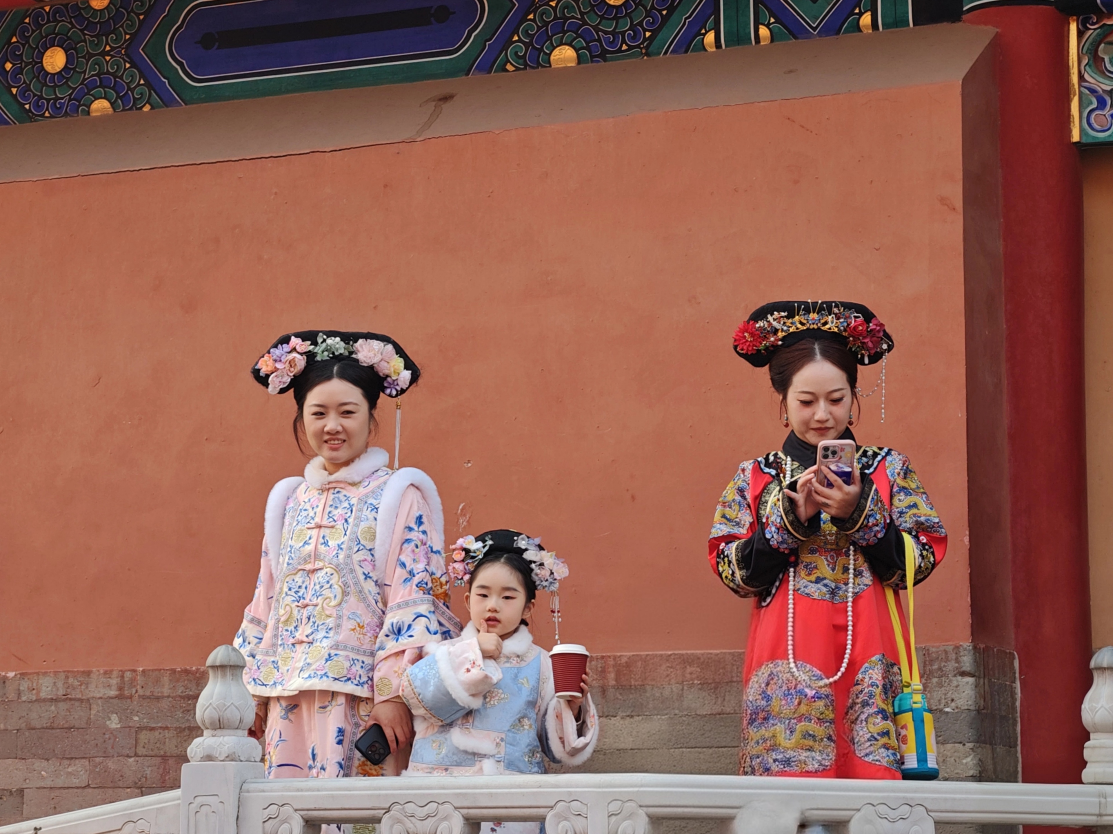 Красоты Восточного Китая: Шанхай, Чжуцзяцзяо, озеро Циншань, рассвет в горах Хуаншань (51/56)